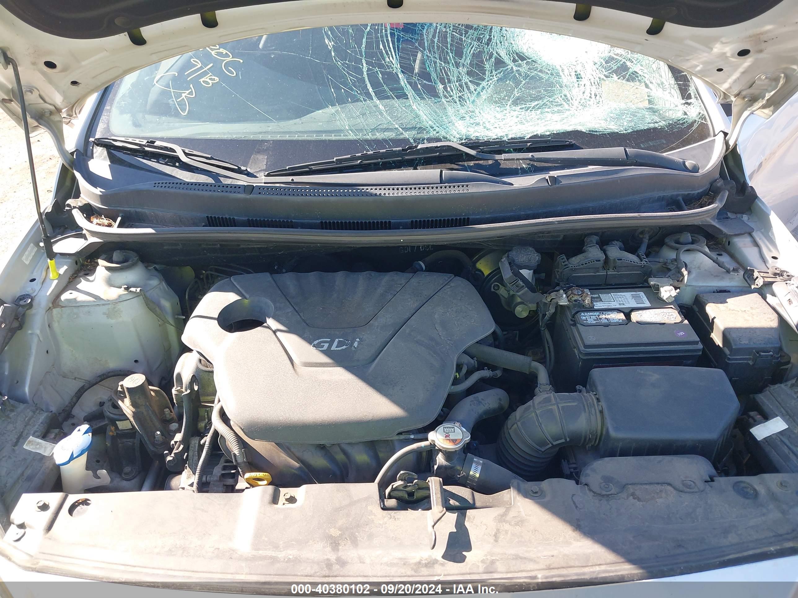 HYUNDAI ACCENT image 10