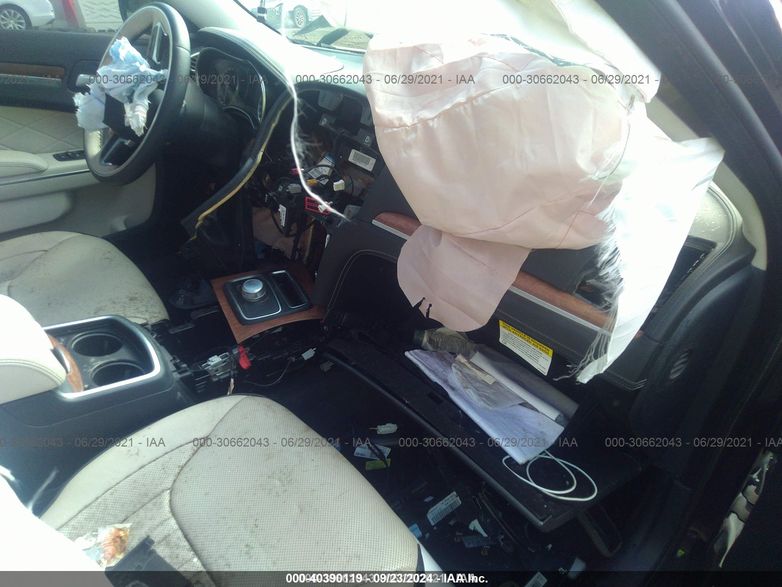 CHRYSLER 300C image 5