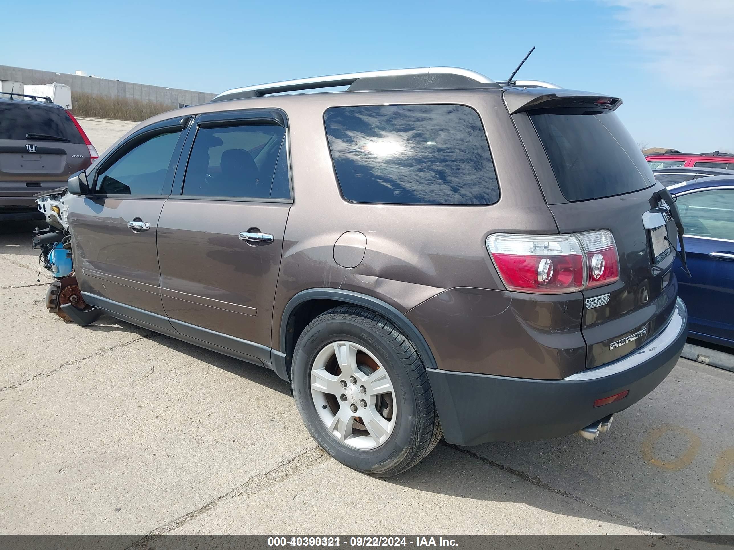 GMC ACADIA image 3