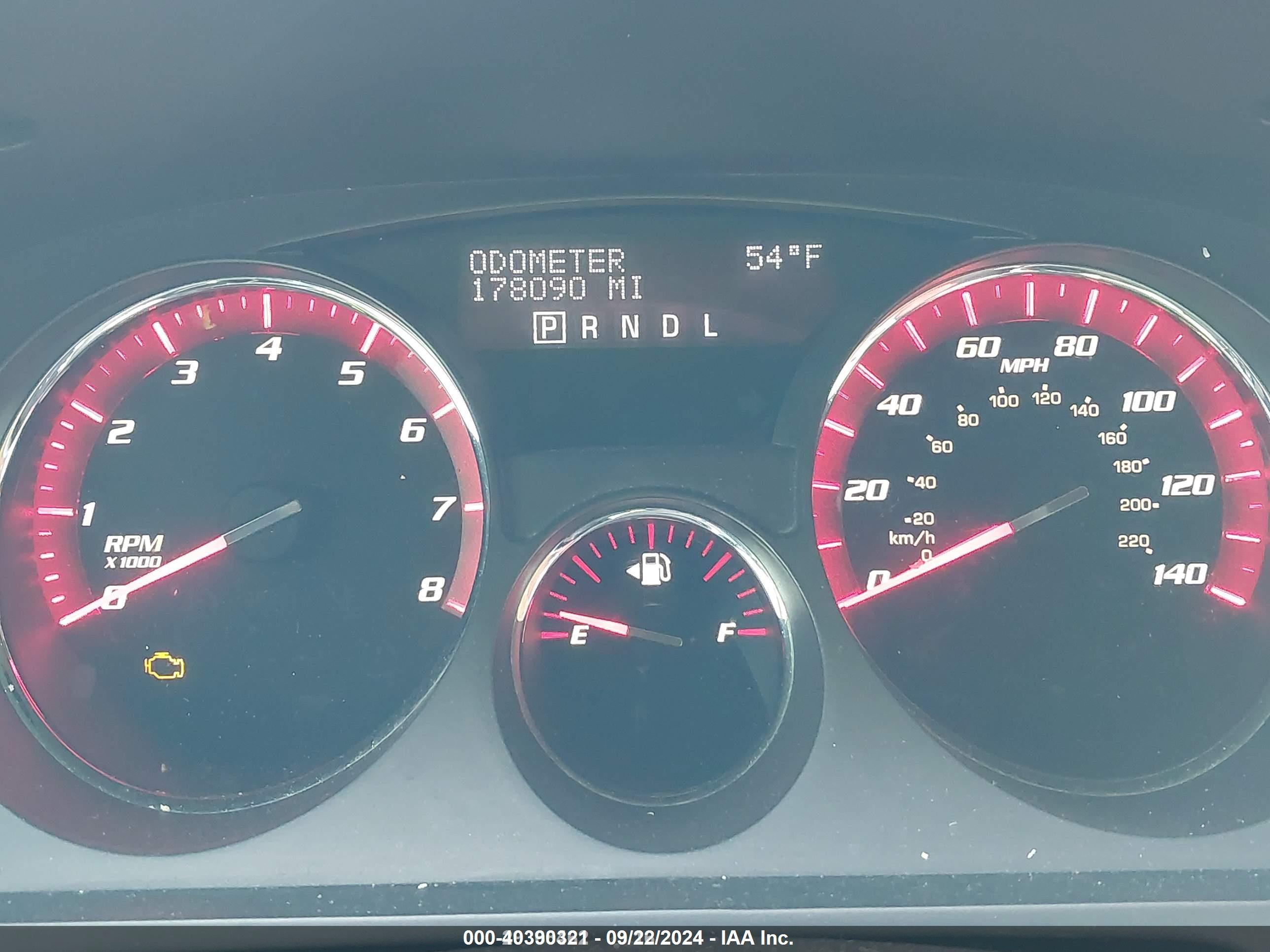 GMC ACADIA image 7