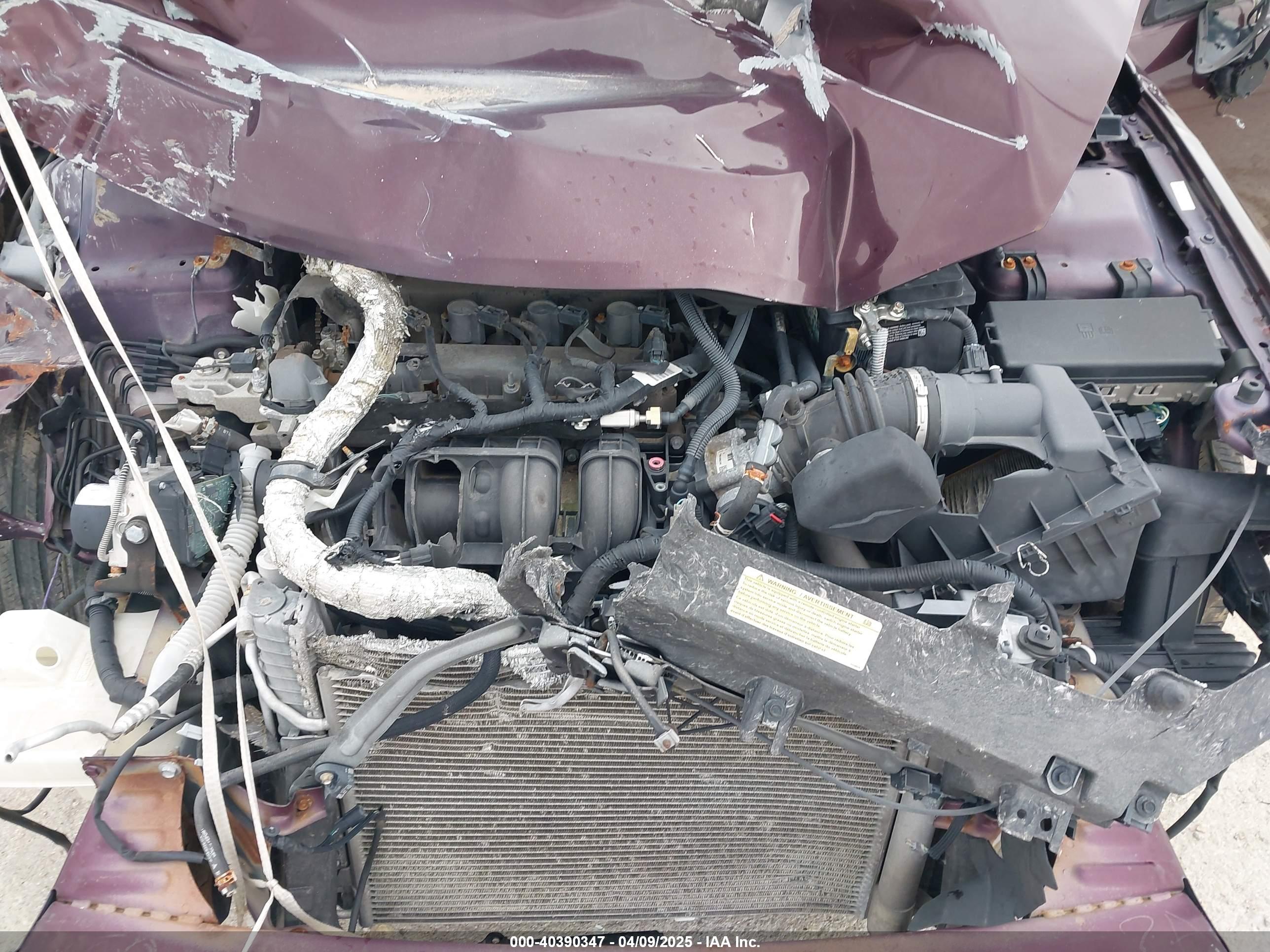 FORD FUSION image 10