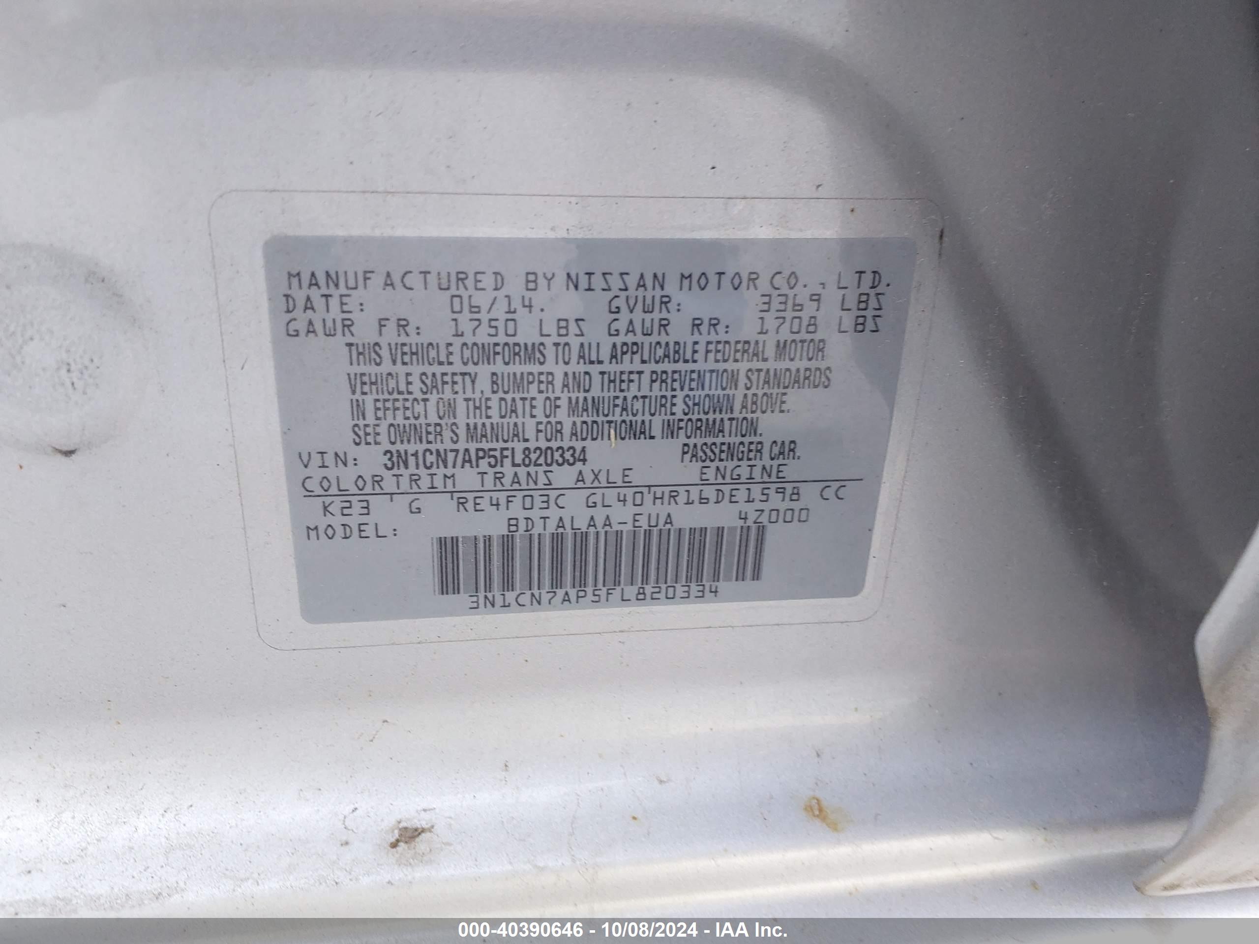 NISSAN VERSA image 9
