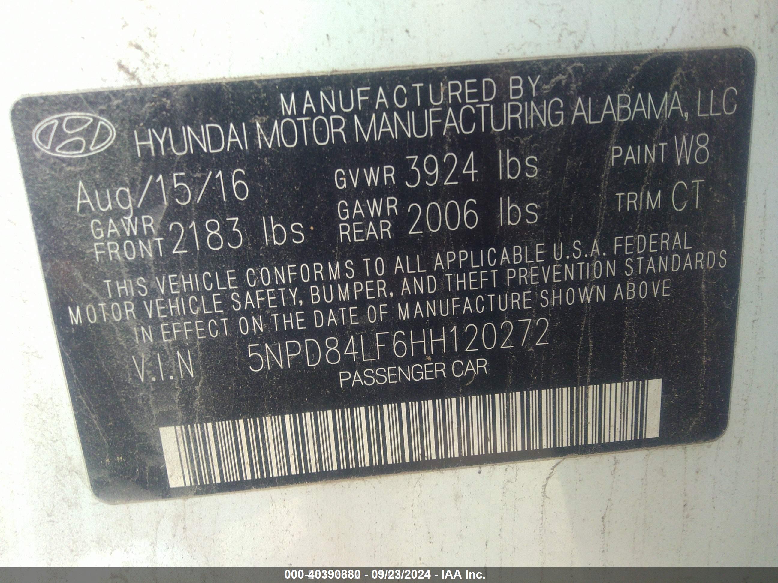 HYUNDAI ELANTRA image 9