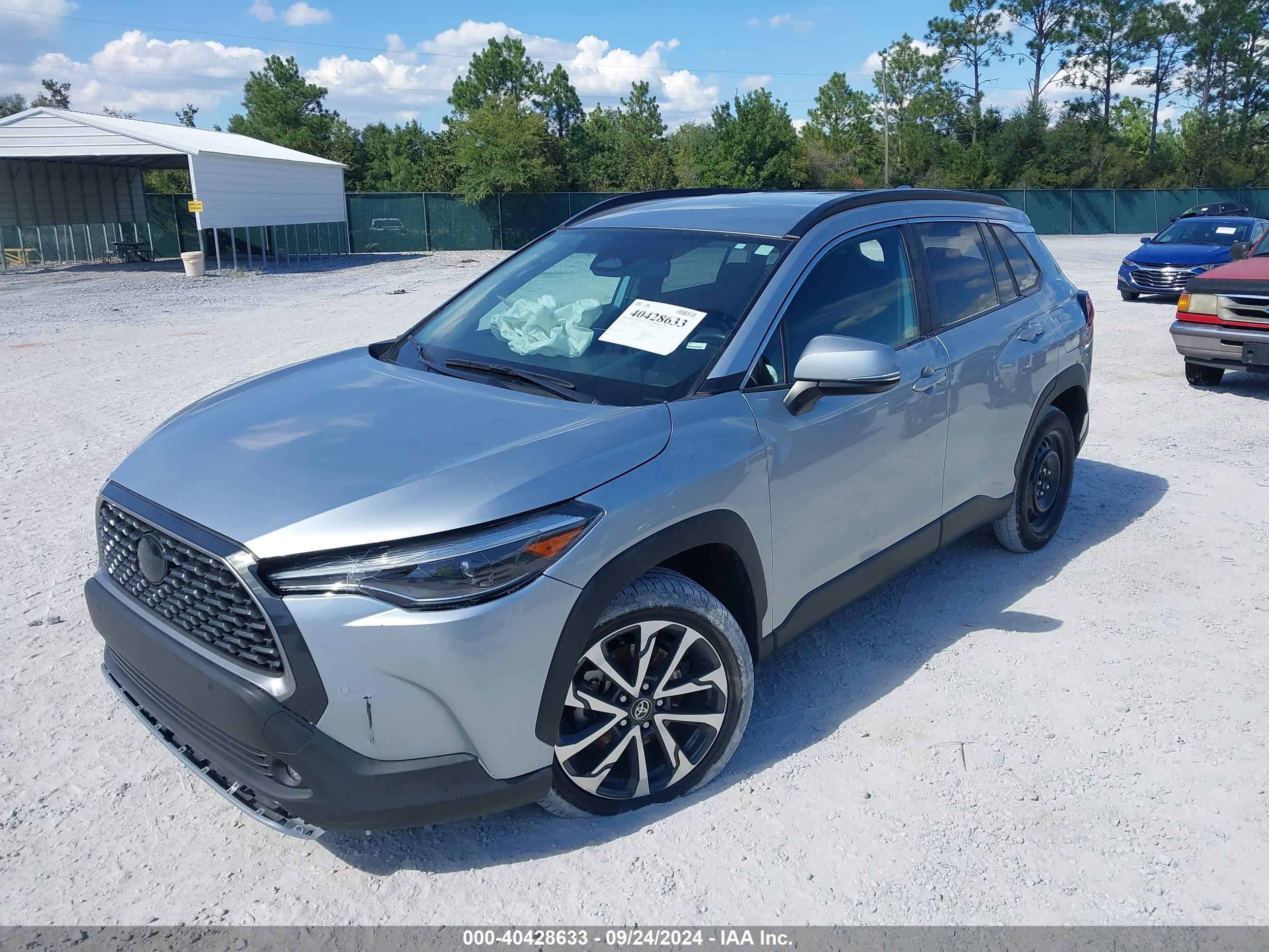 TOYOTA COROLLA image 2