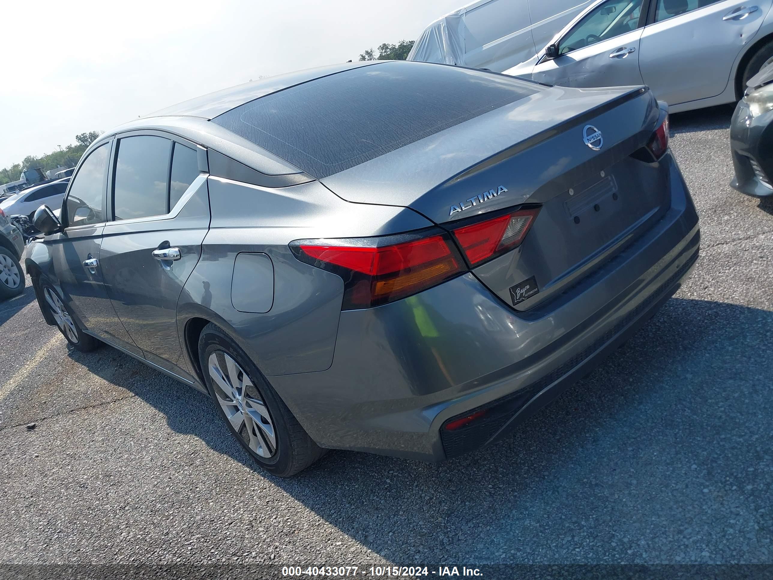 NISSAN ALTIMA image 3