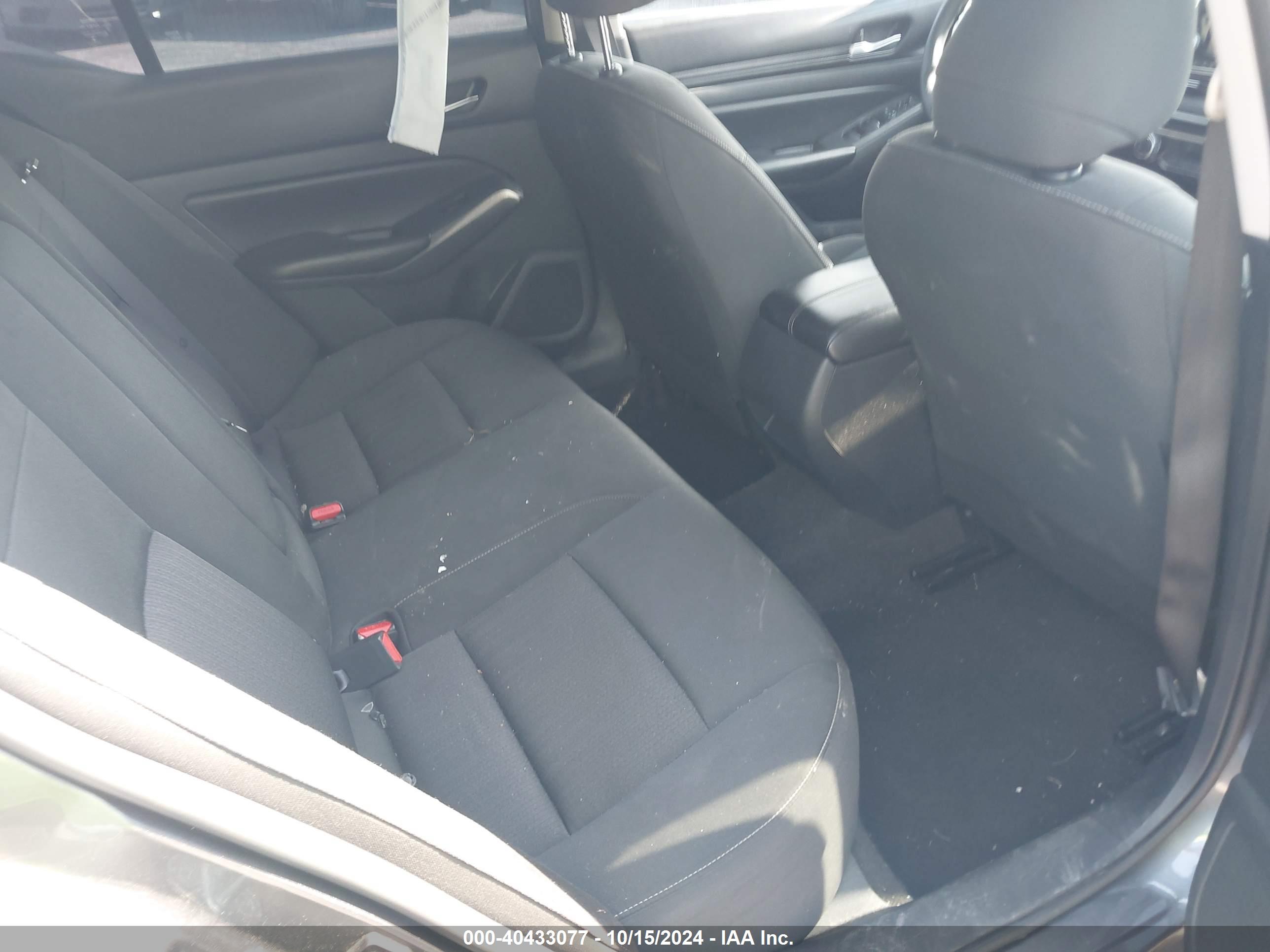 NISSAN ALTIMA image 8