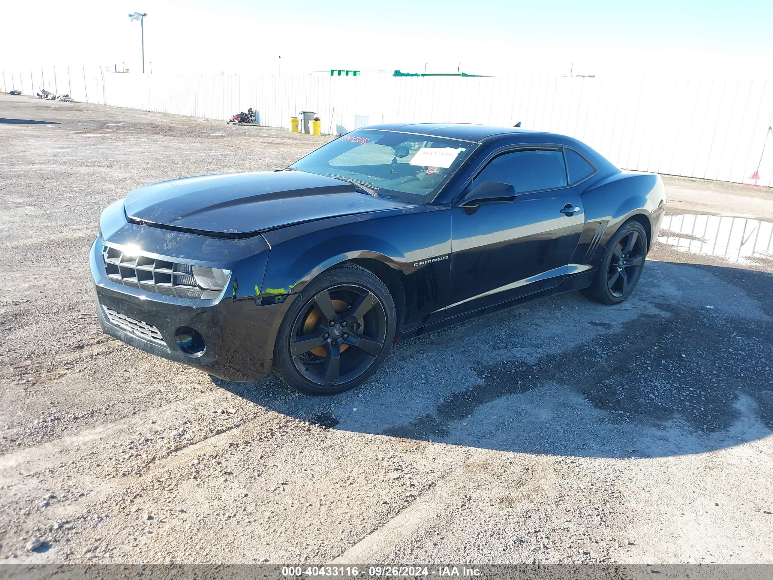 CHEVROLET CAMARO image 2