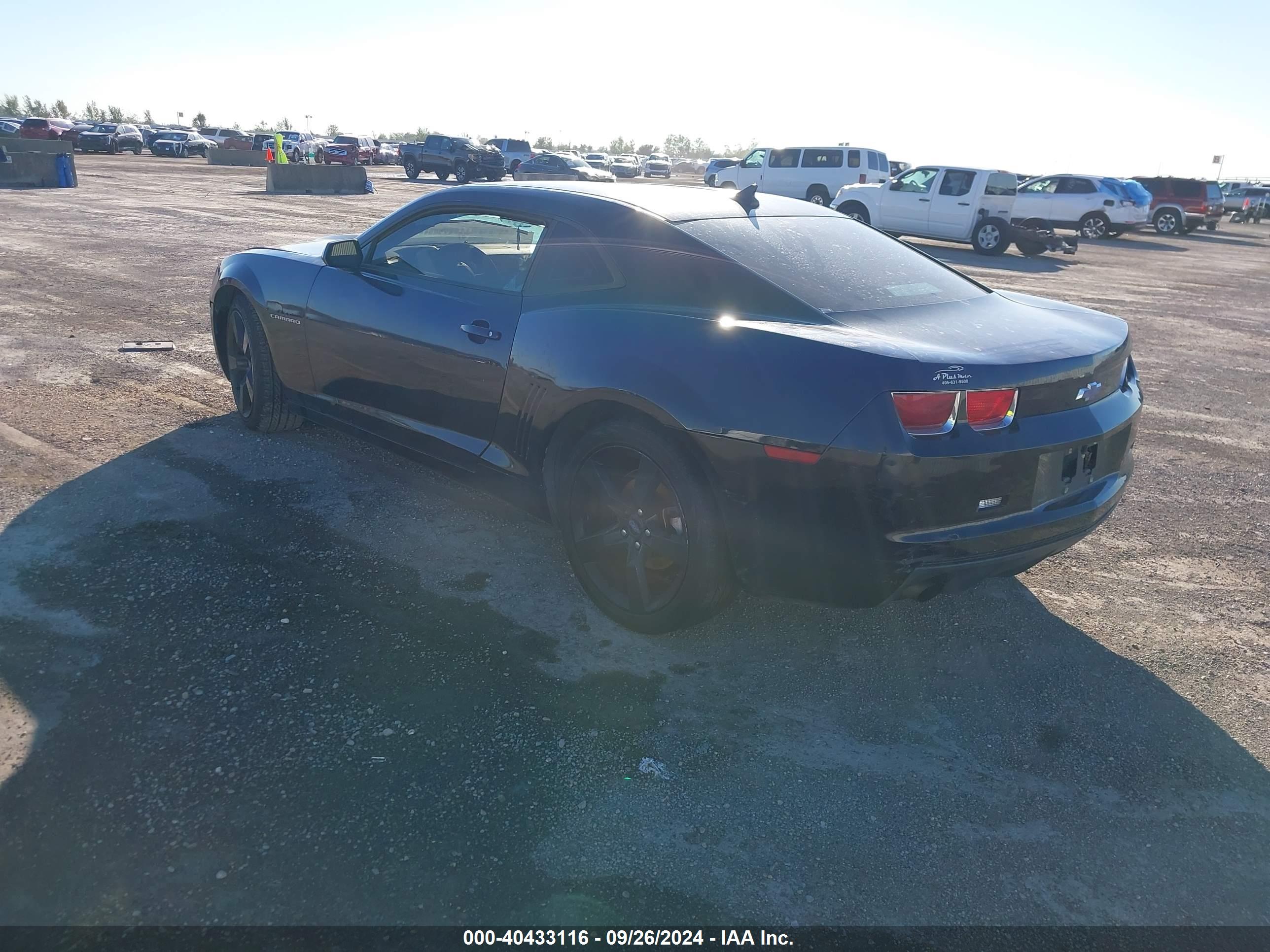 CHEVROLET CAMARO image 3