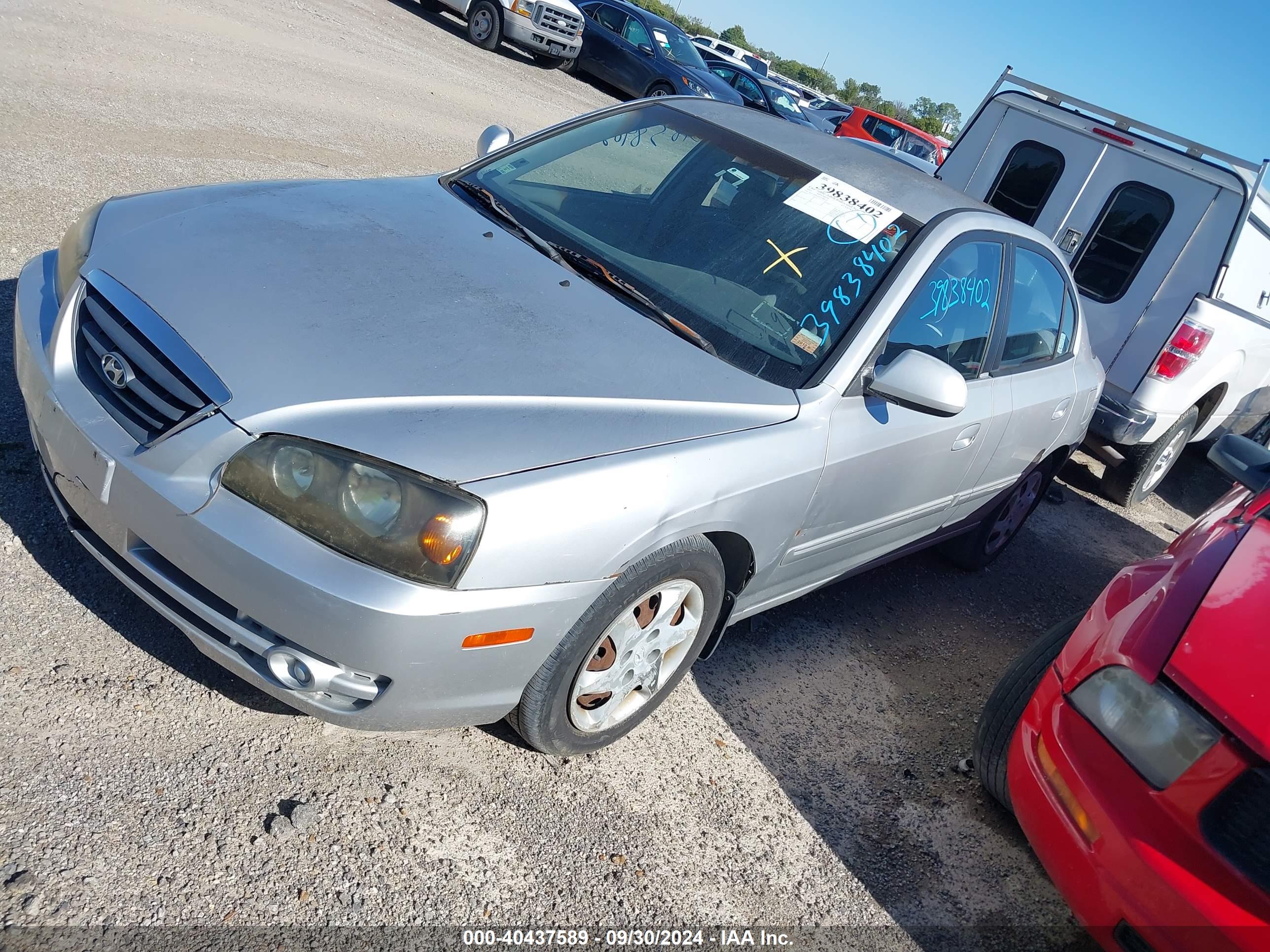 HYUNDAI ELANTRA image 2