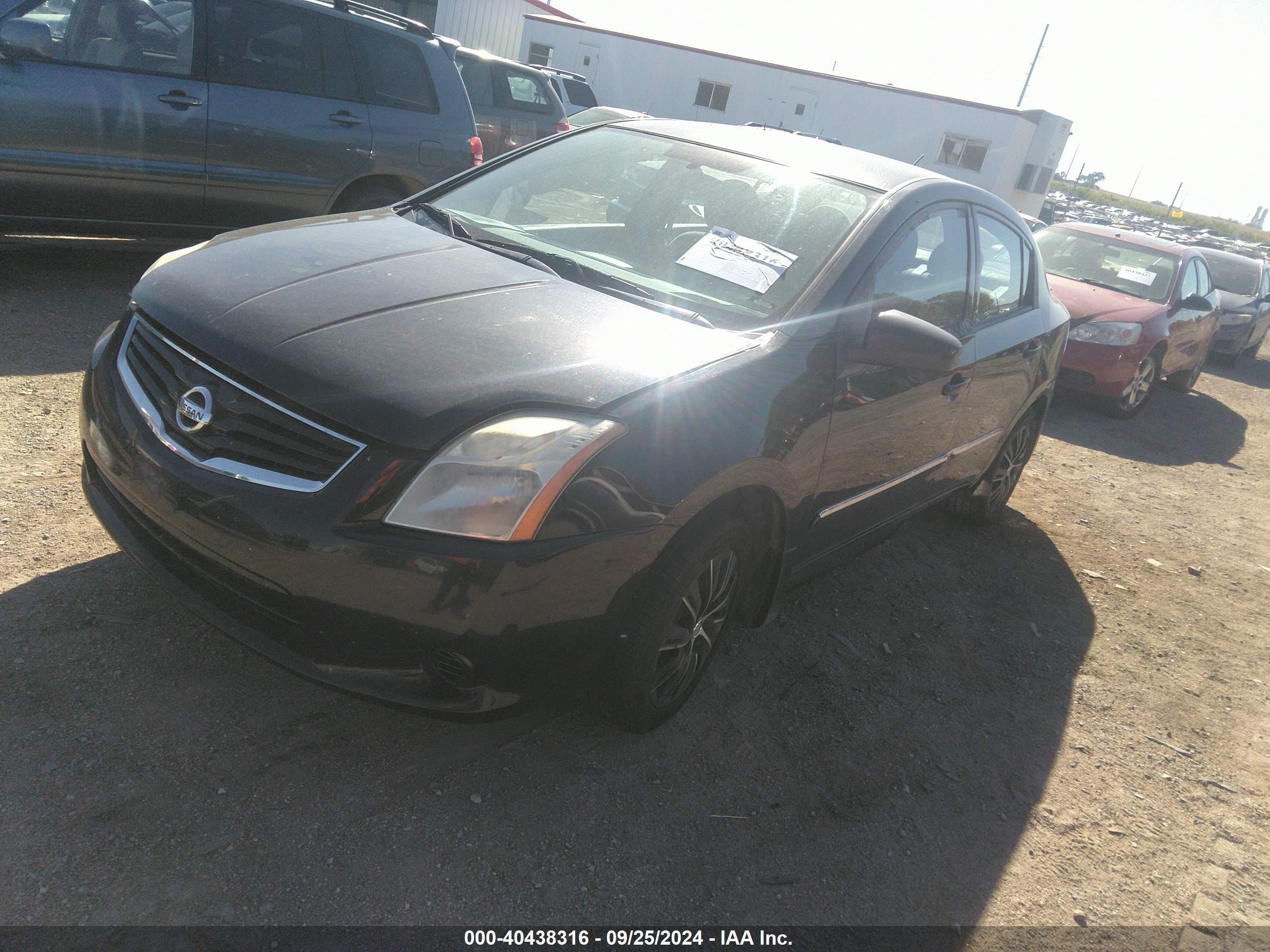 NISSAN SENTRA image 2