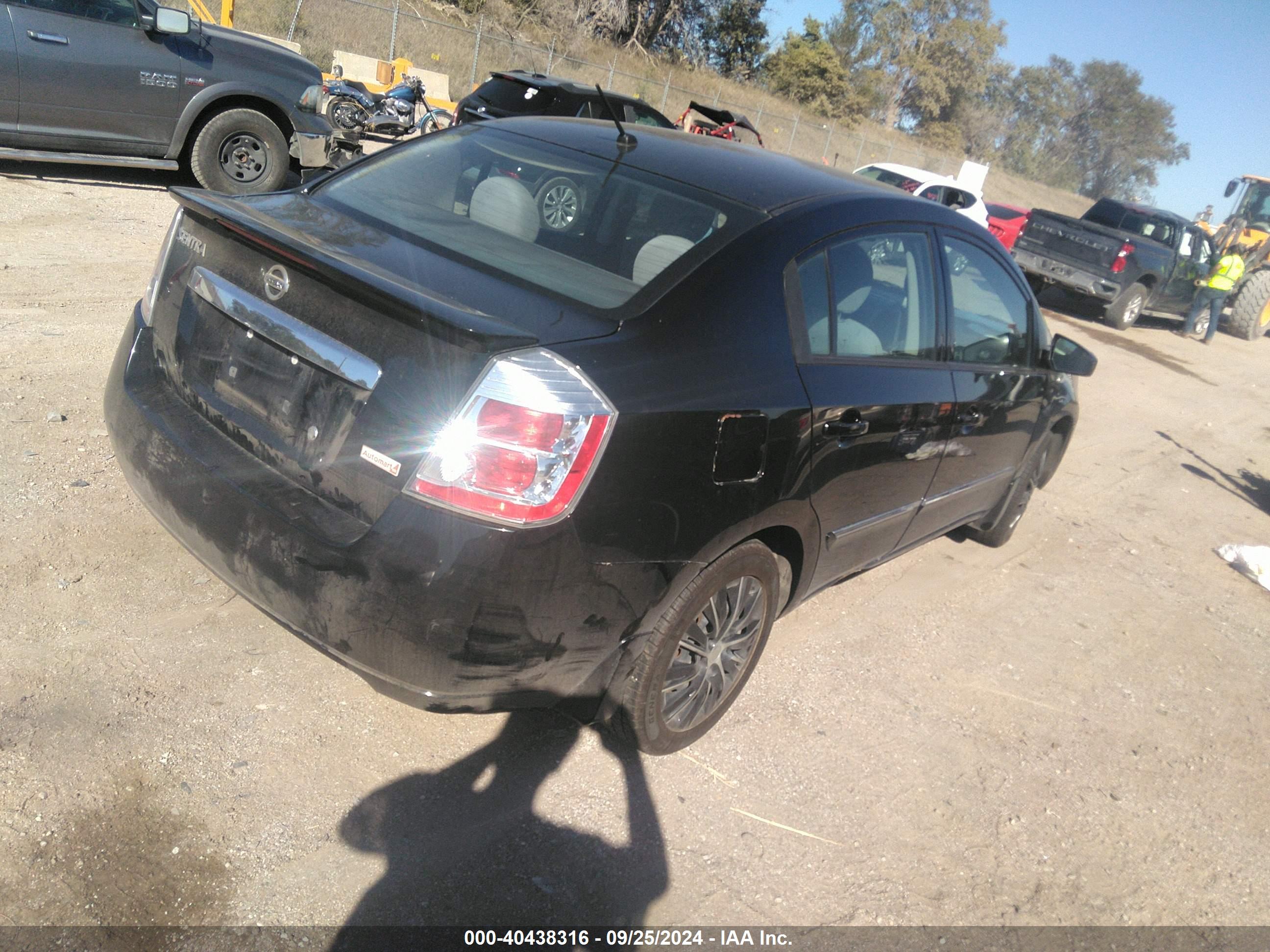 NISSAN SENTRA image 4