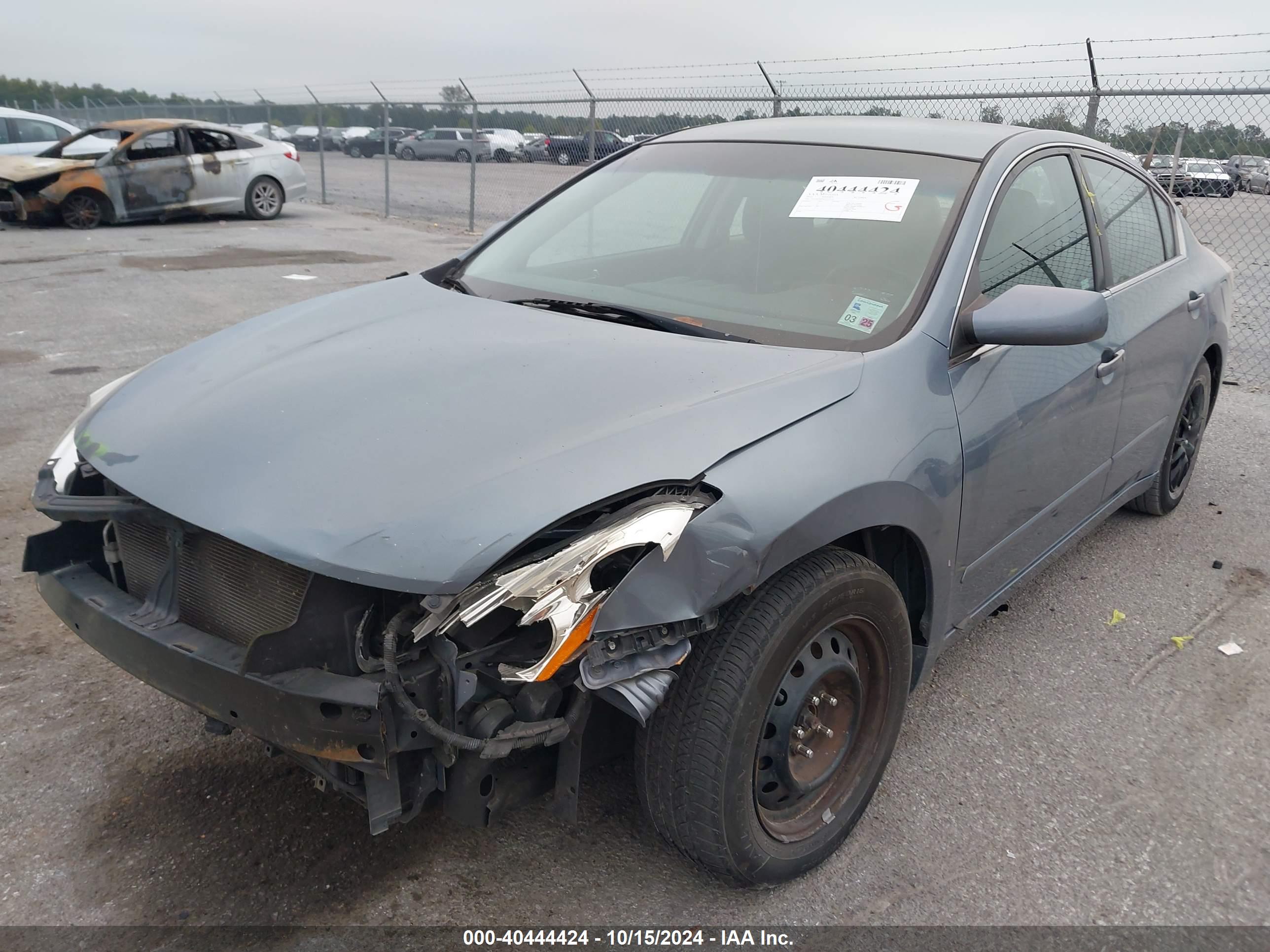 NISSAN ALTIMA image 2