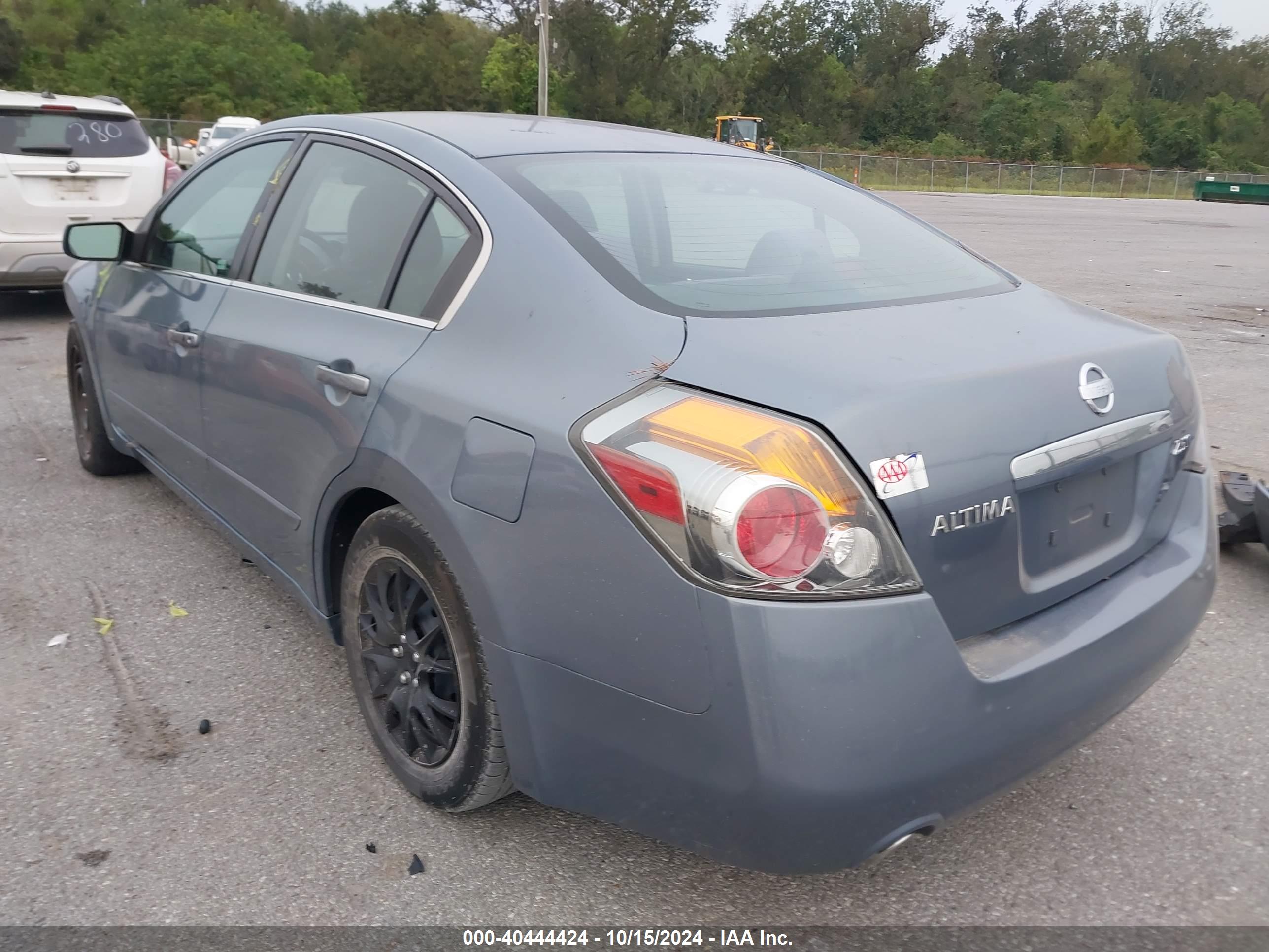 NISSAN ALTIMA image 3