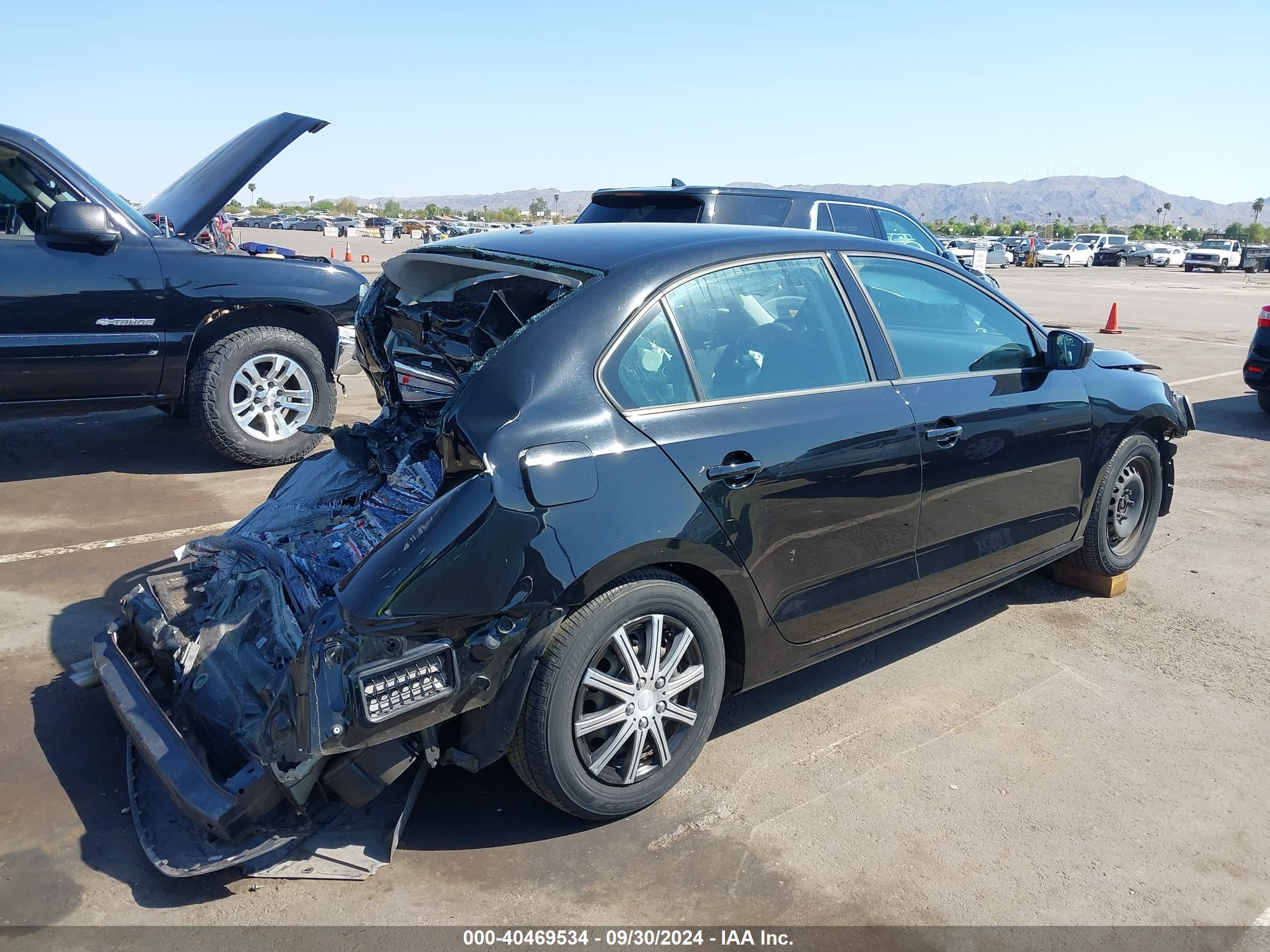 VOLKSWAGEN JETTA image 4