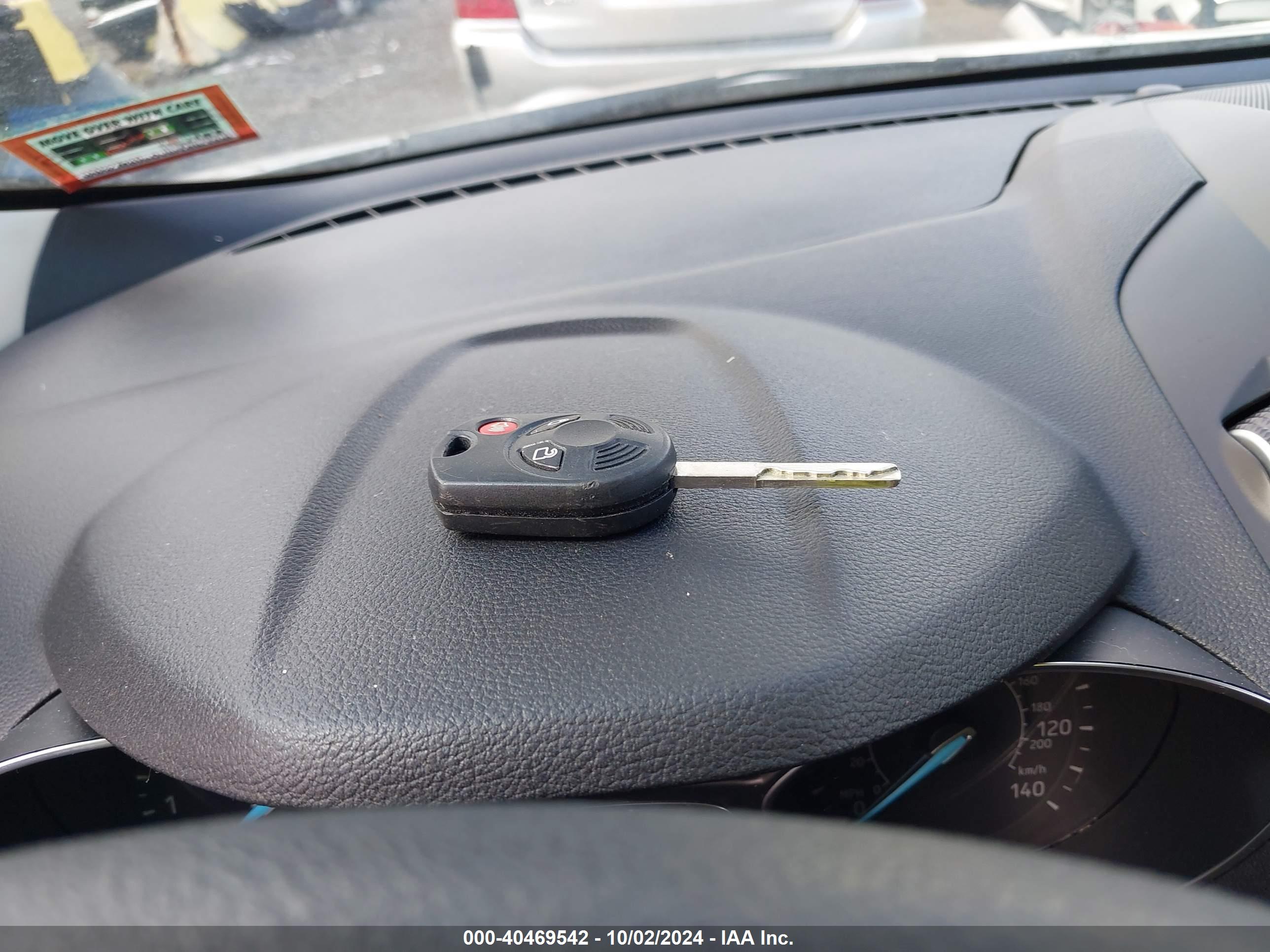 FORD ESCAPE image 11