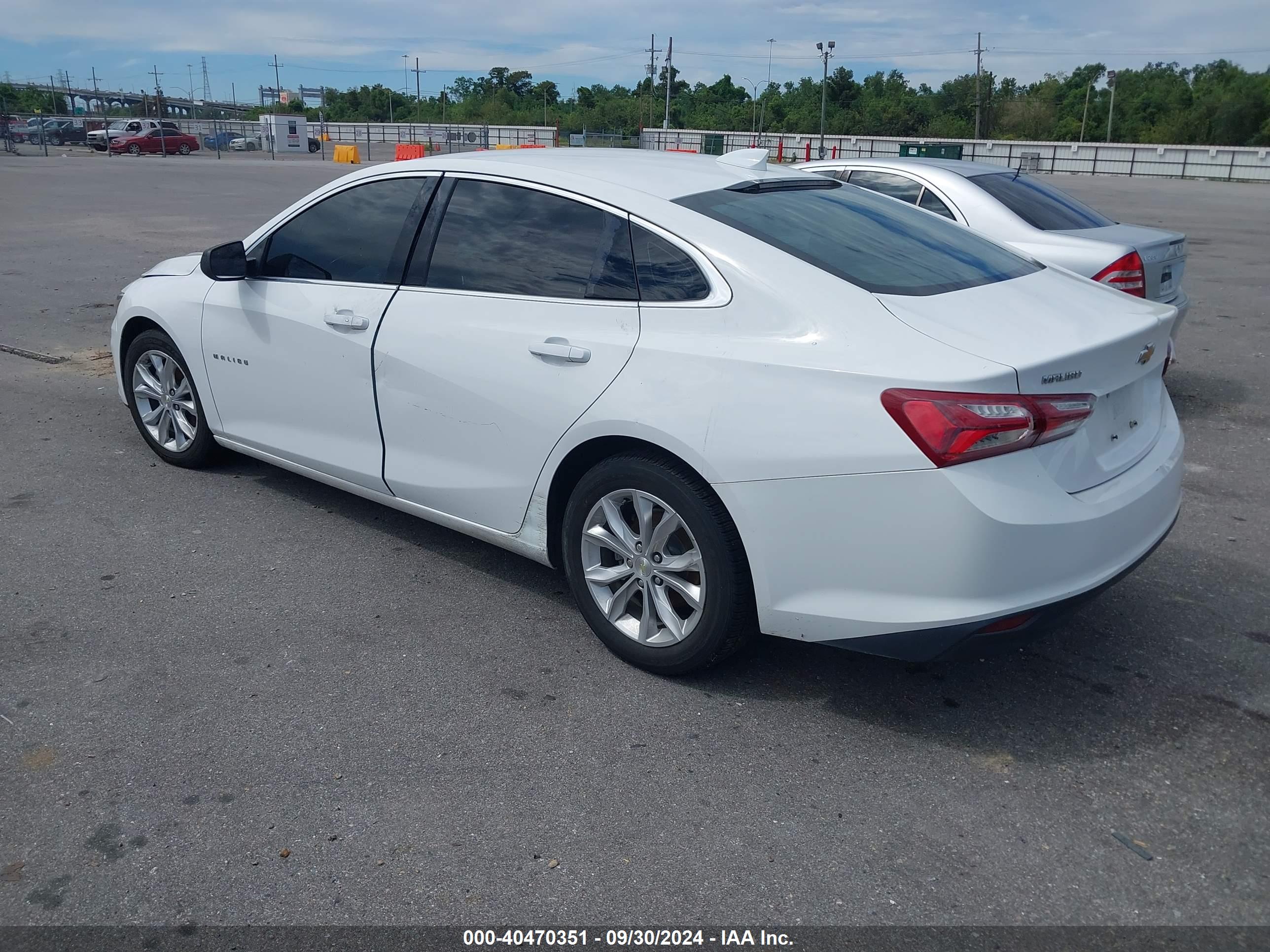 CHEVROLET MALIBU image 3