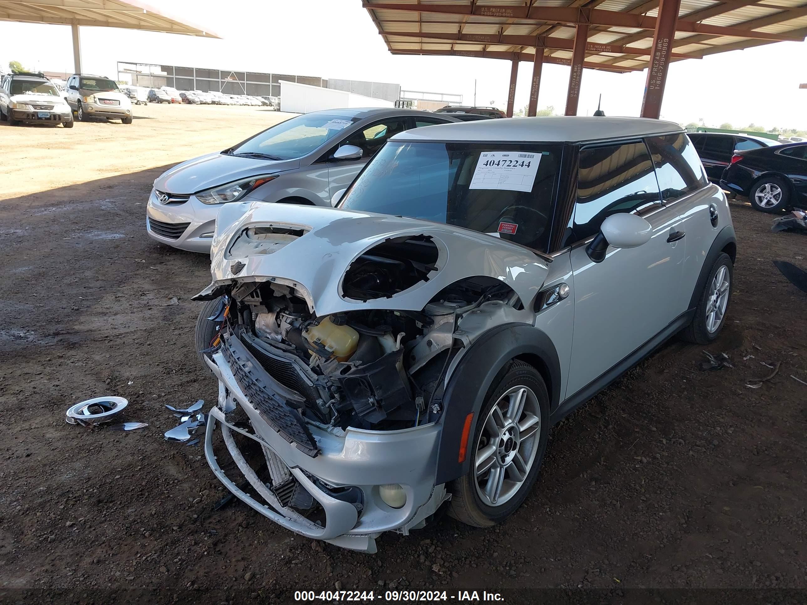 MINI COOPER image 2