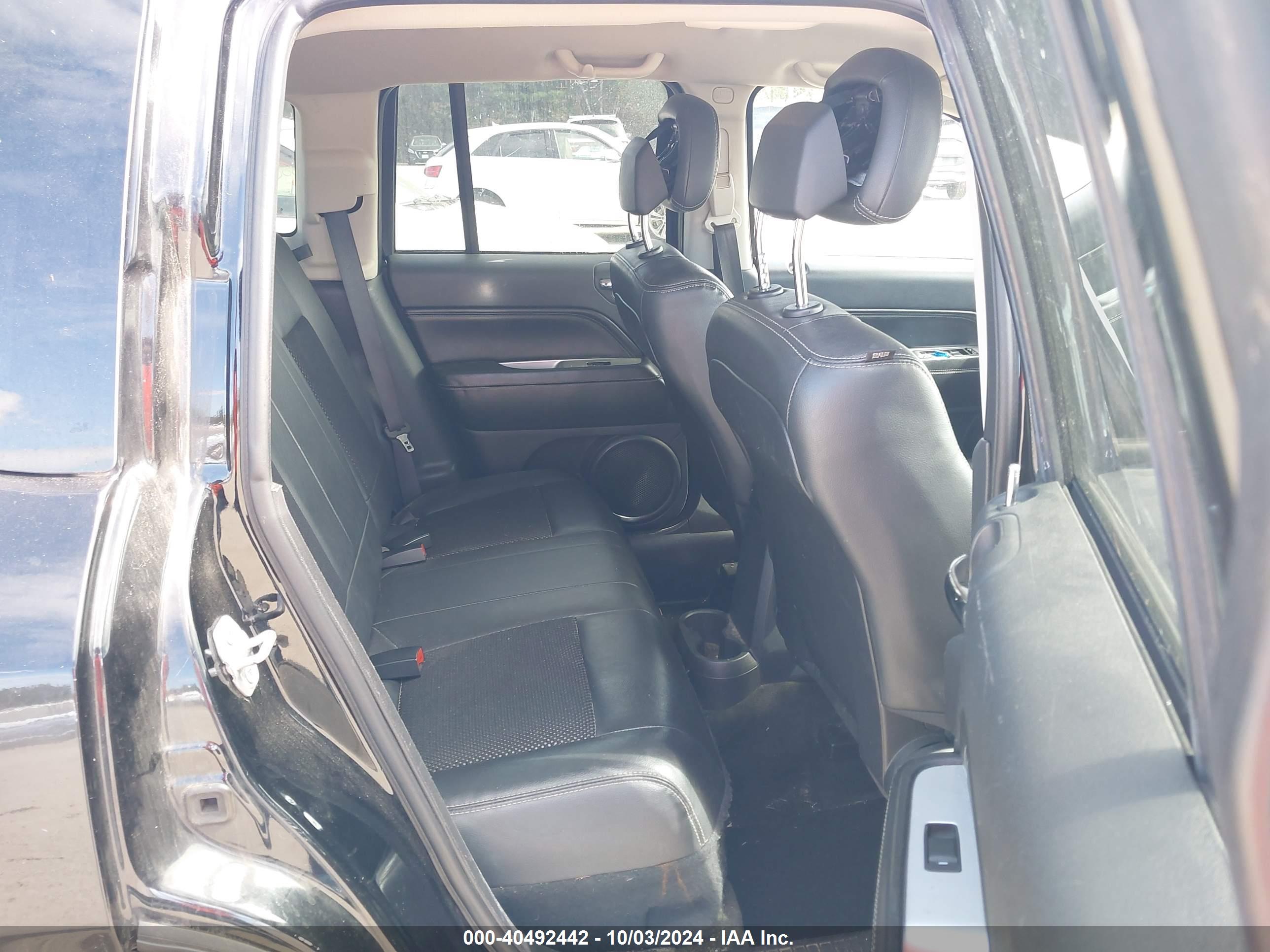 JEEP COMPASS image 8