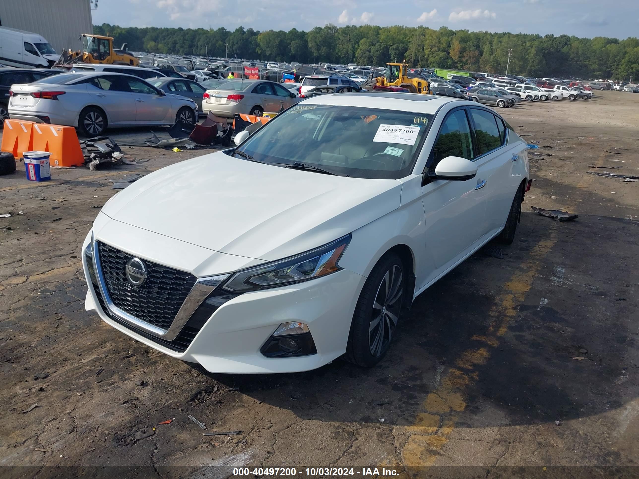 NISSAN ALTIMA image 2