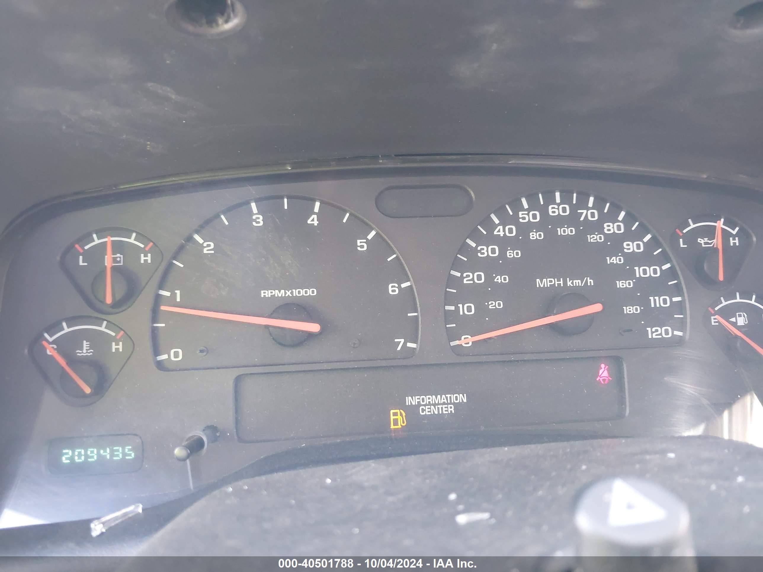 DODGE DAKOTA image 7