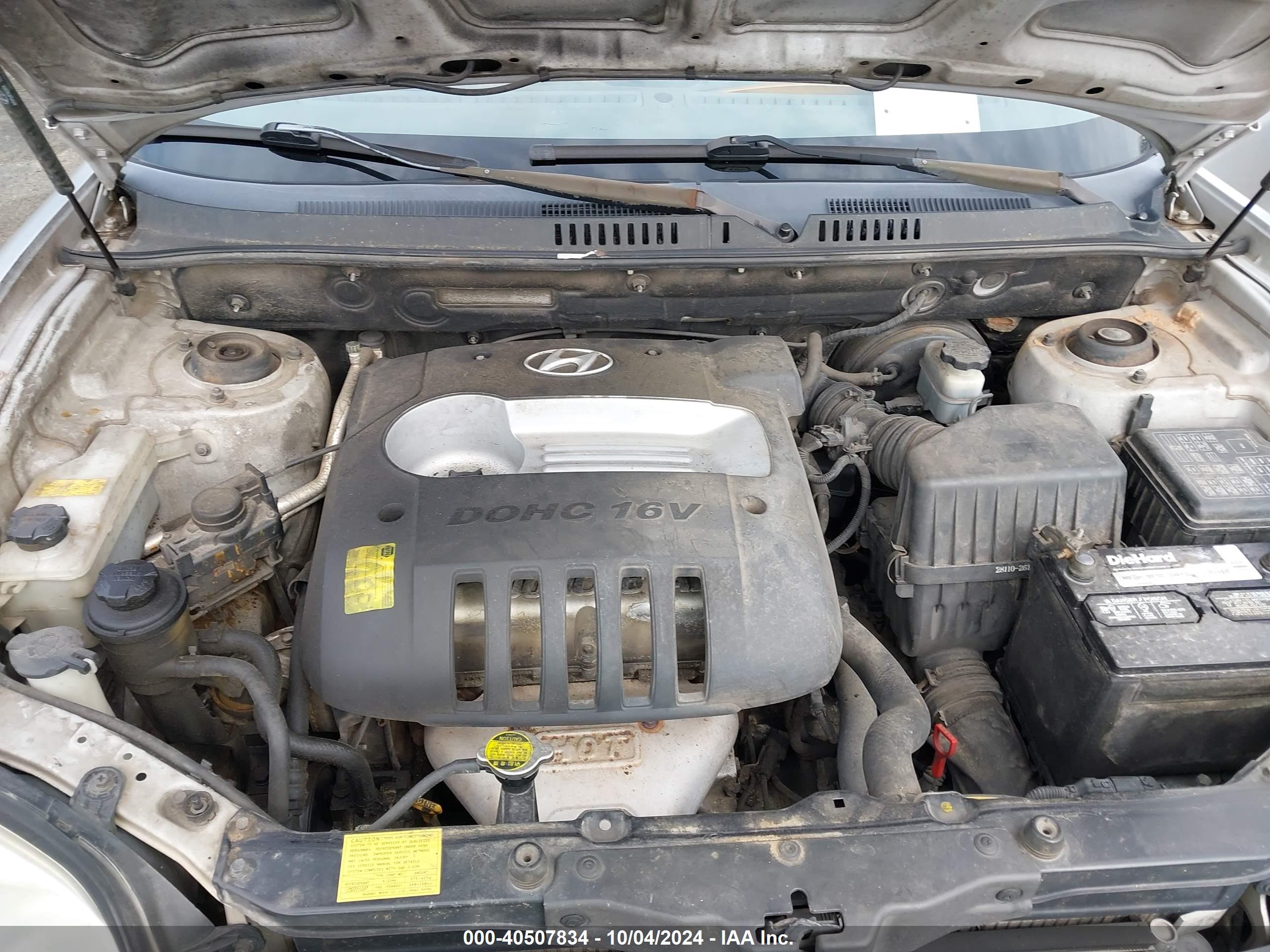 HYUNDAI SANTA image 10