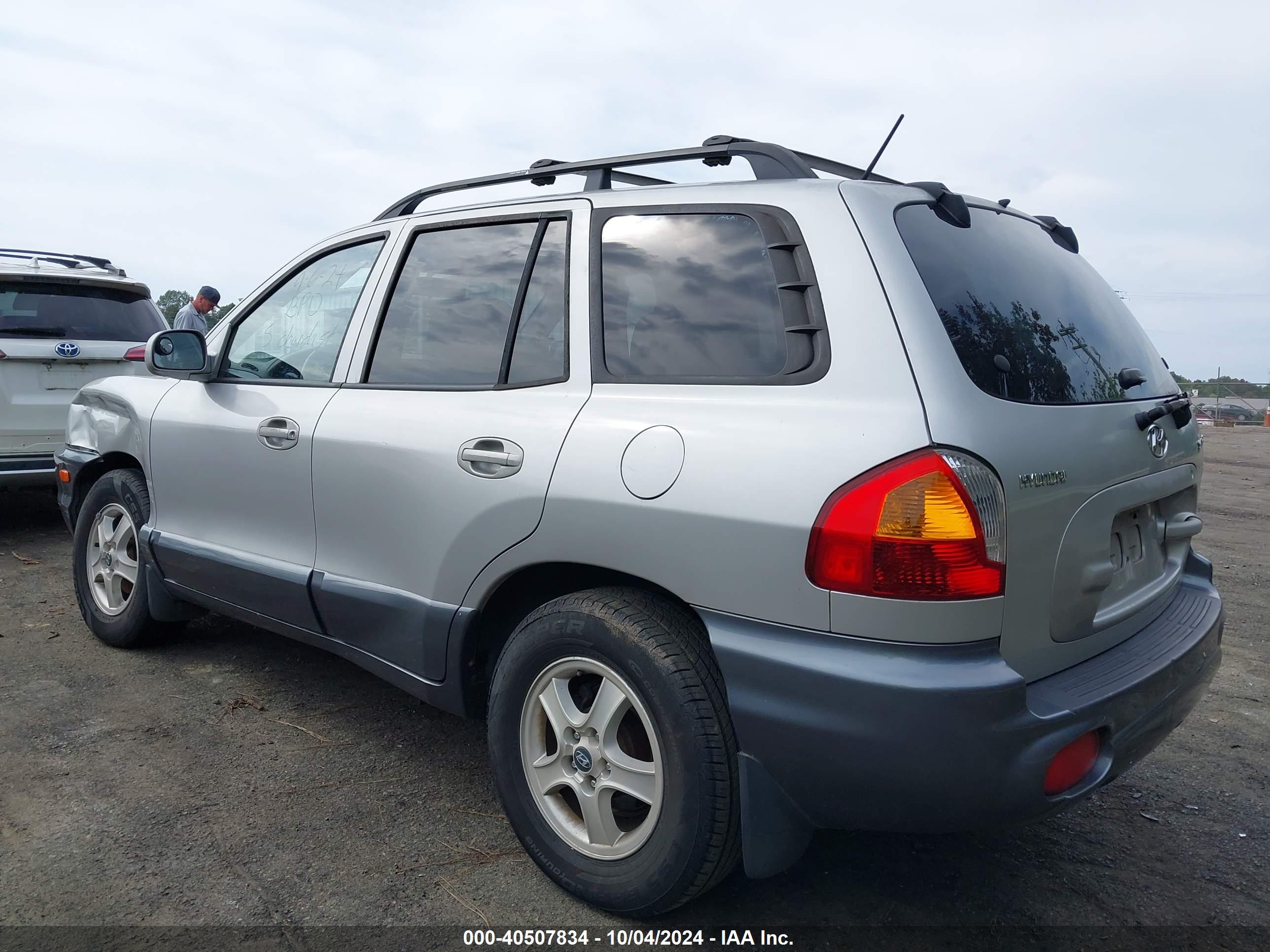 HYUNDAI SANTA image 3
