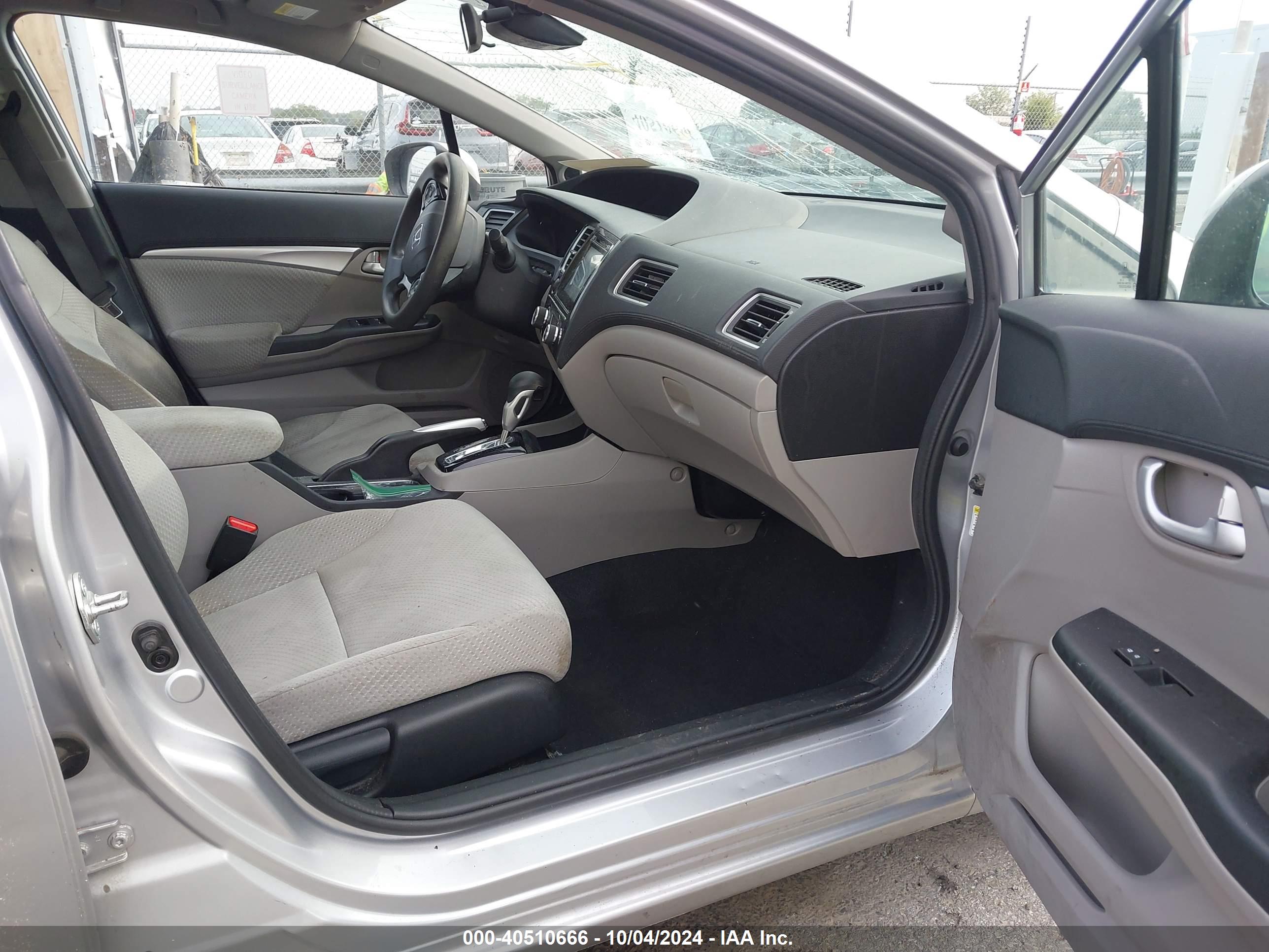 HONDA CIVIC image 5