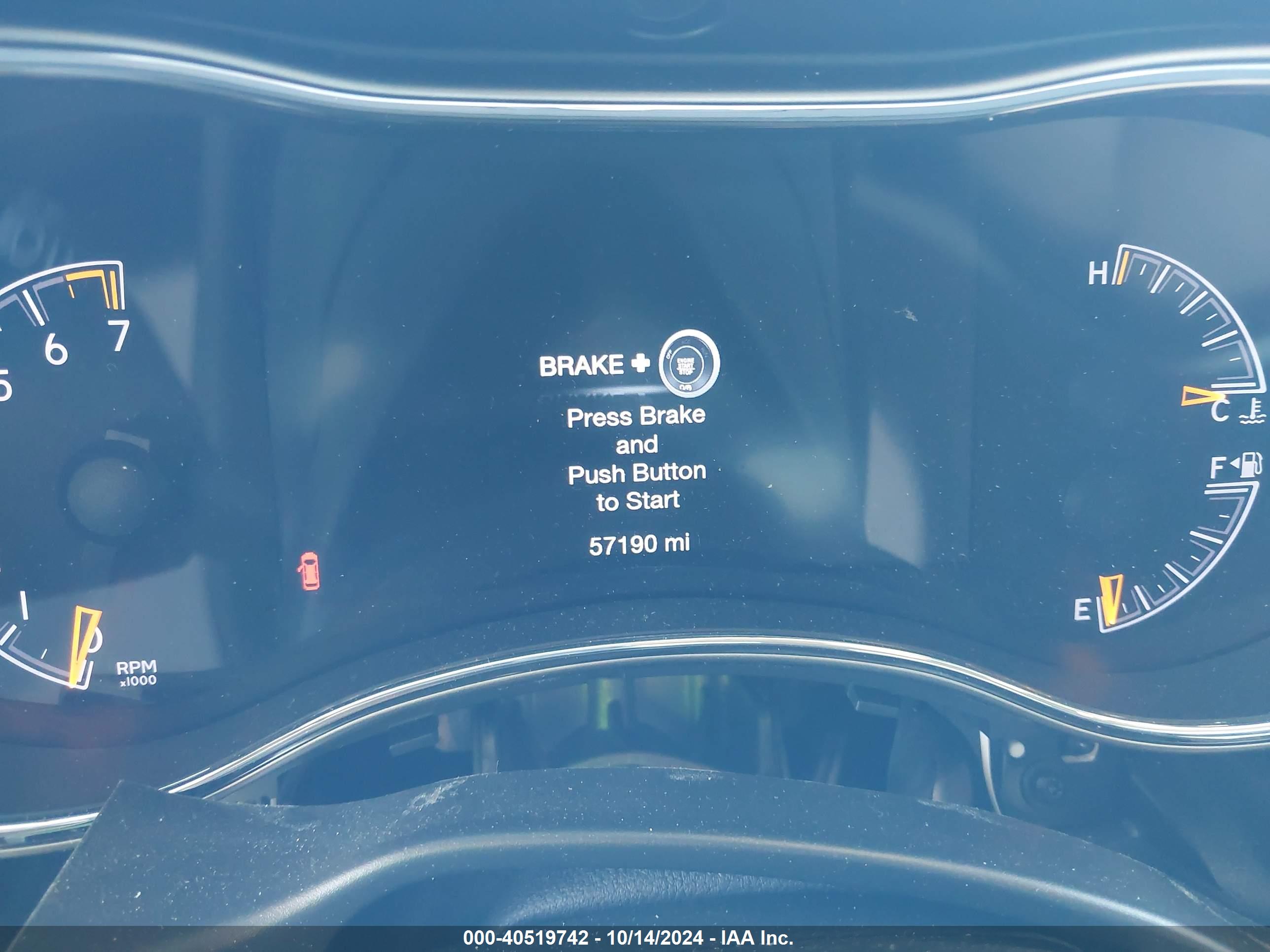 JEEP GRAND image 7