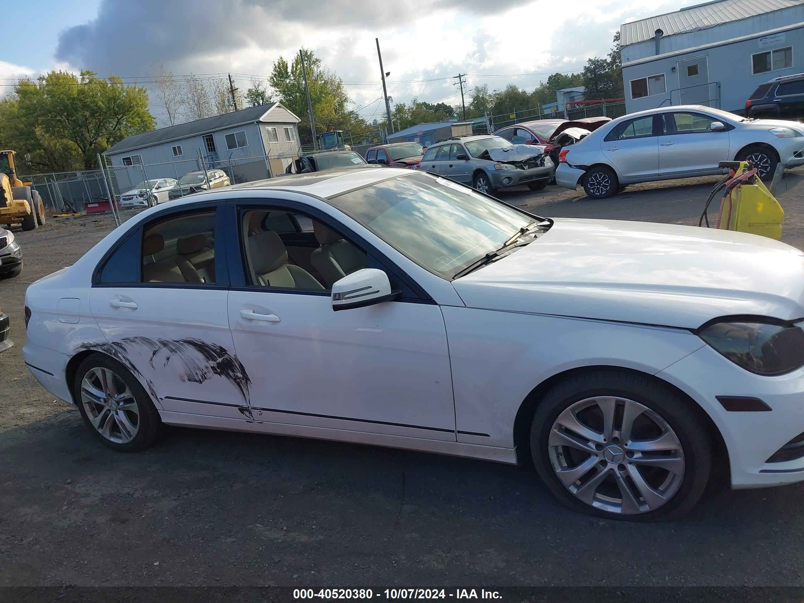 MERCEDES-BENZ C image 6