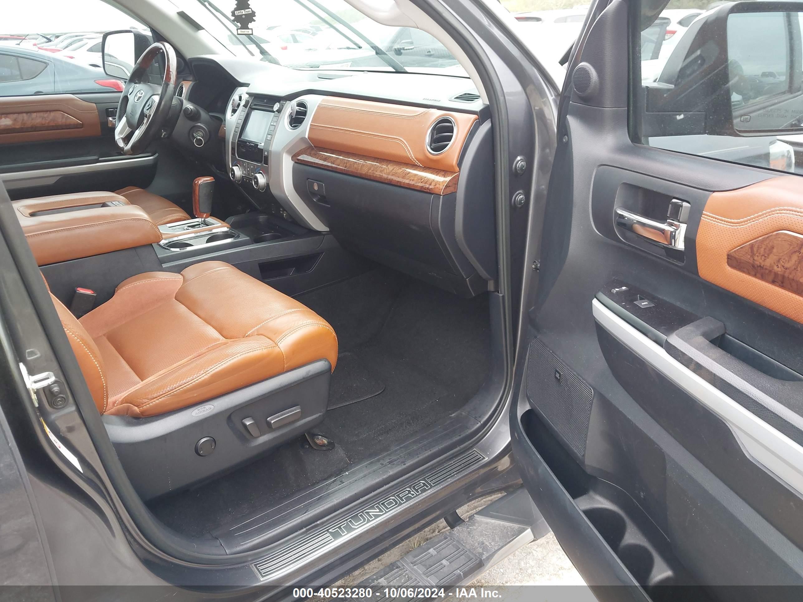 TOYOTA TUNDRA image 5