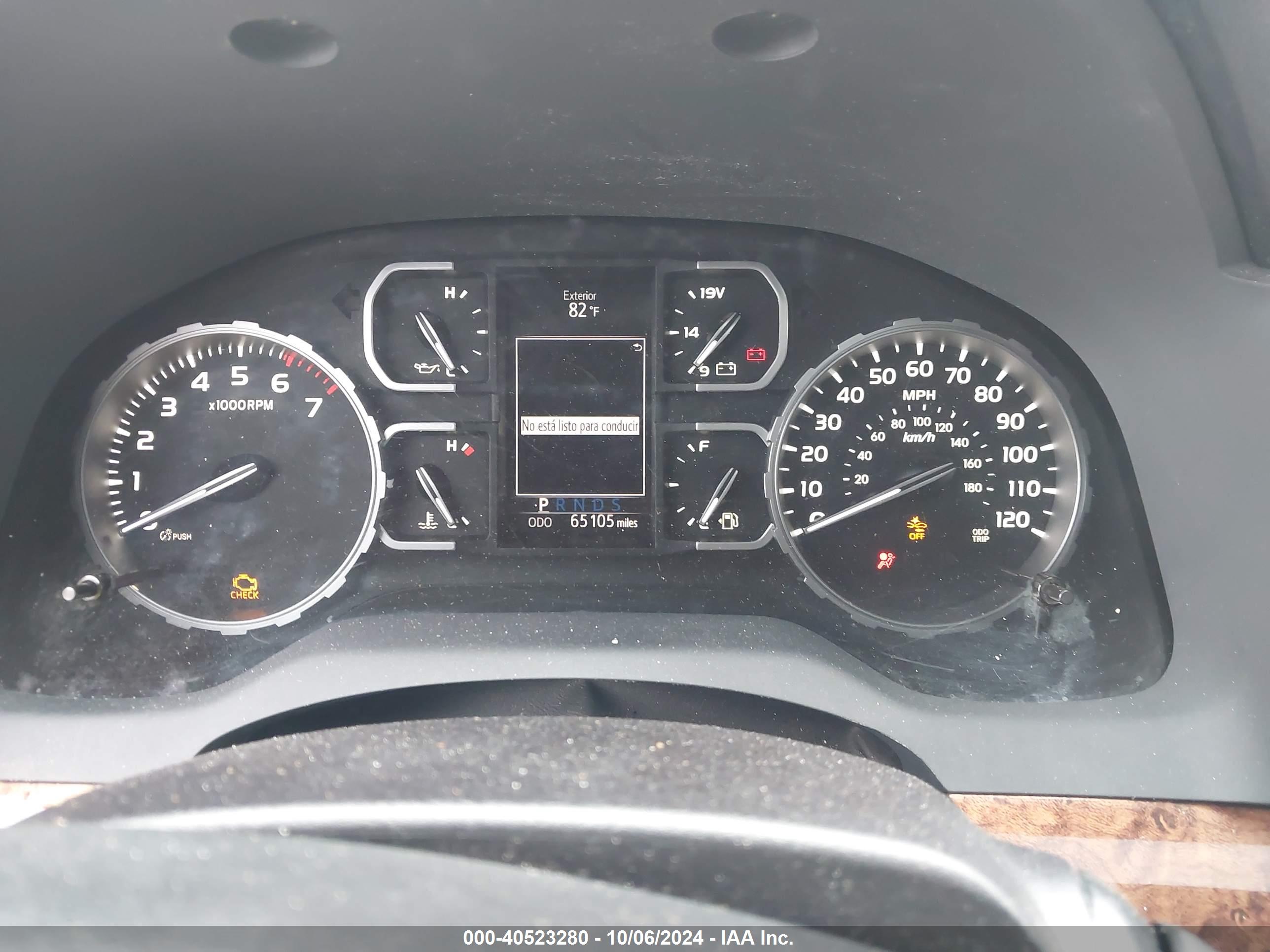 TOYOTA TUNDRA image 7