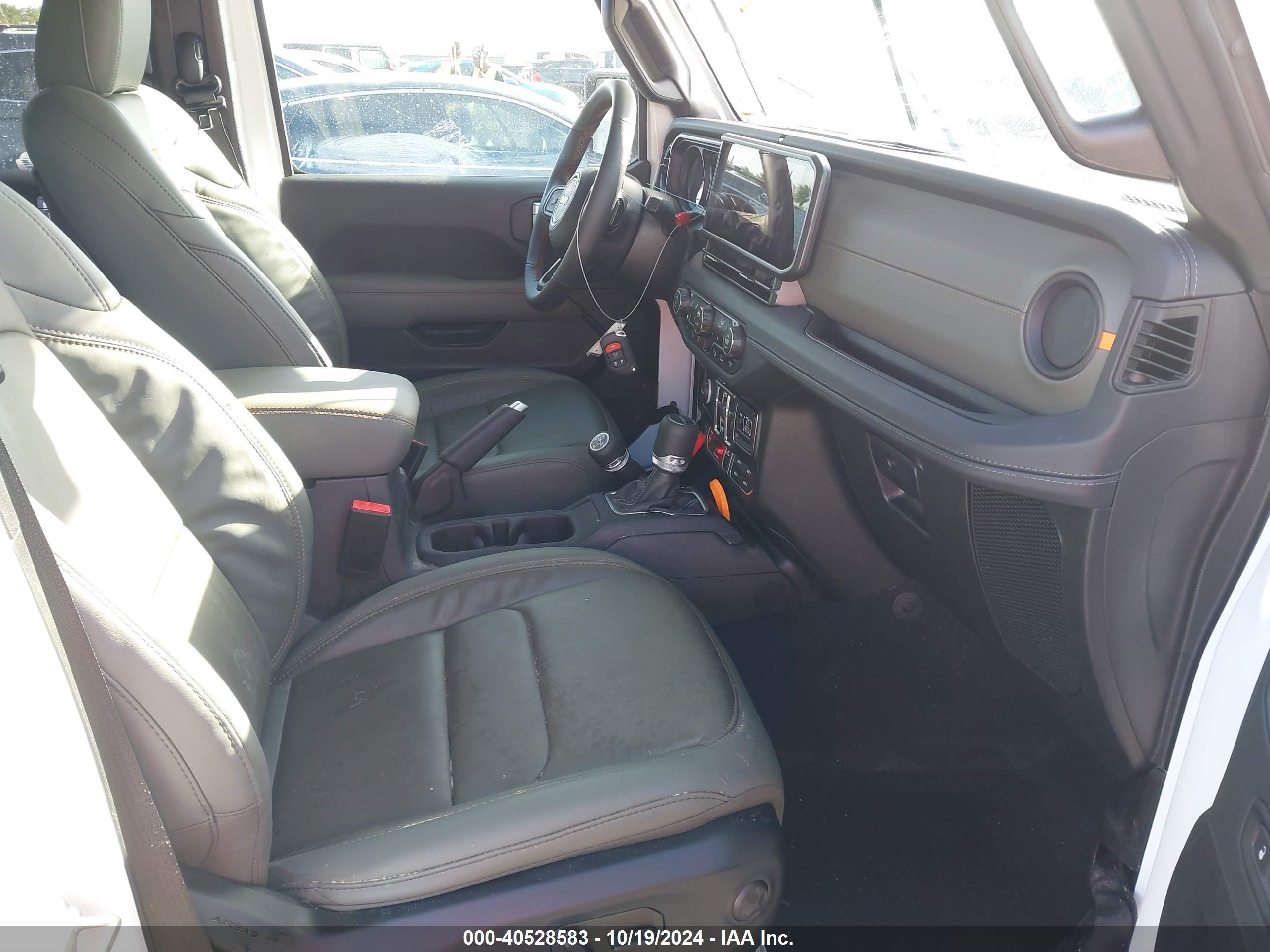 JEEP GLADIATOR image 5