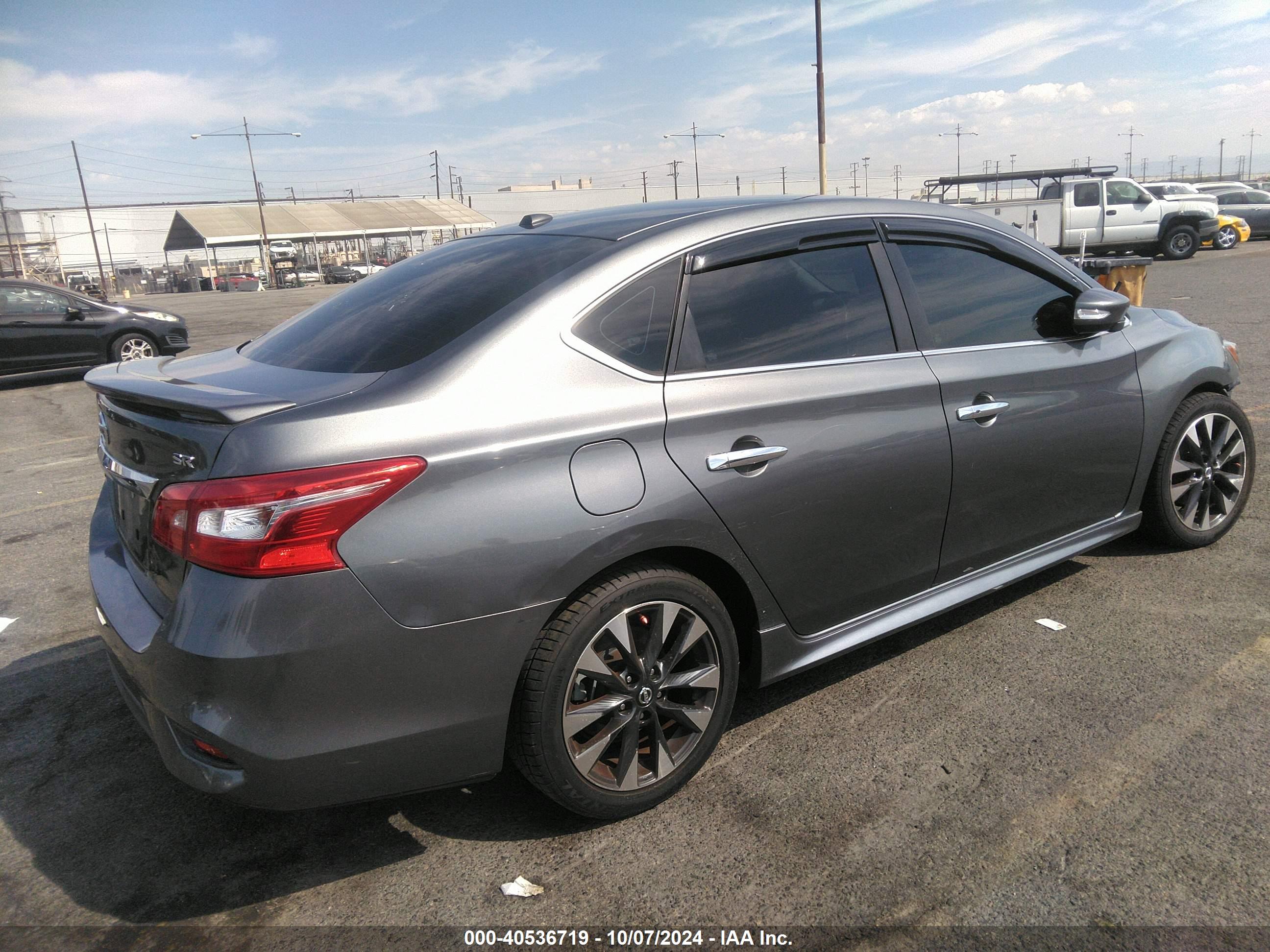 NISSAN SENTRA image 4