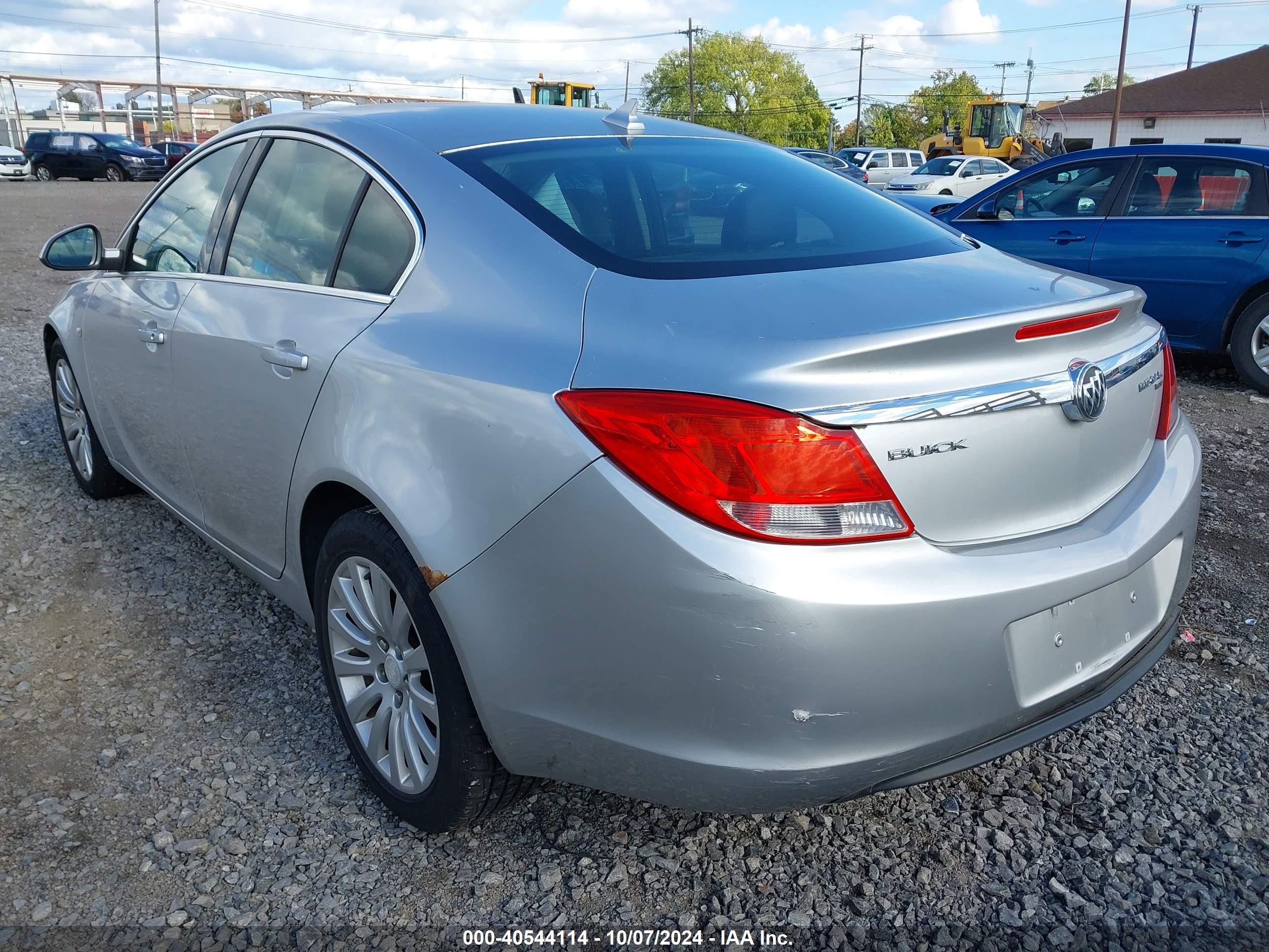 BUICK REGAL image 3
