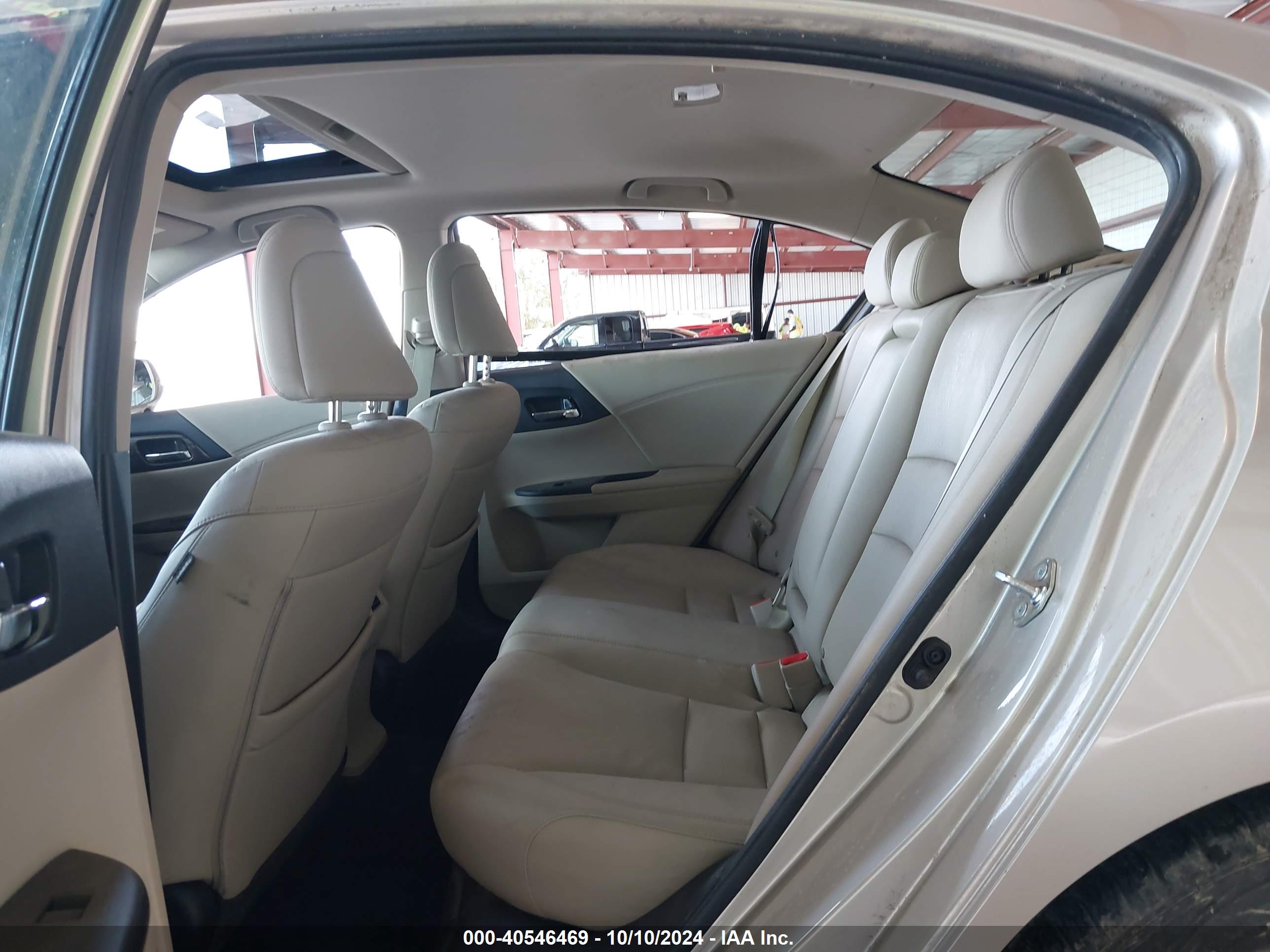 HONDA ACCORD image 8
