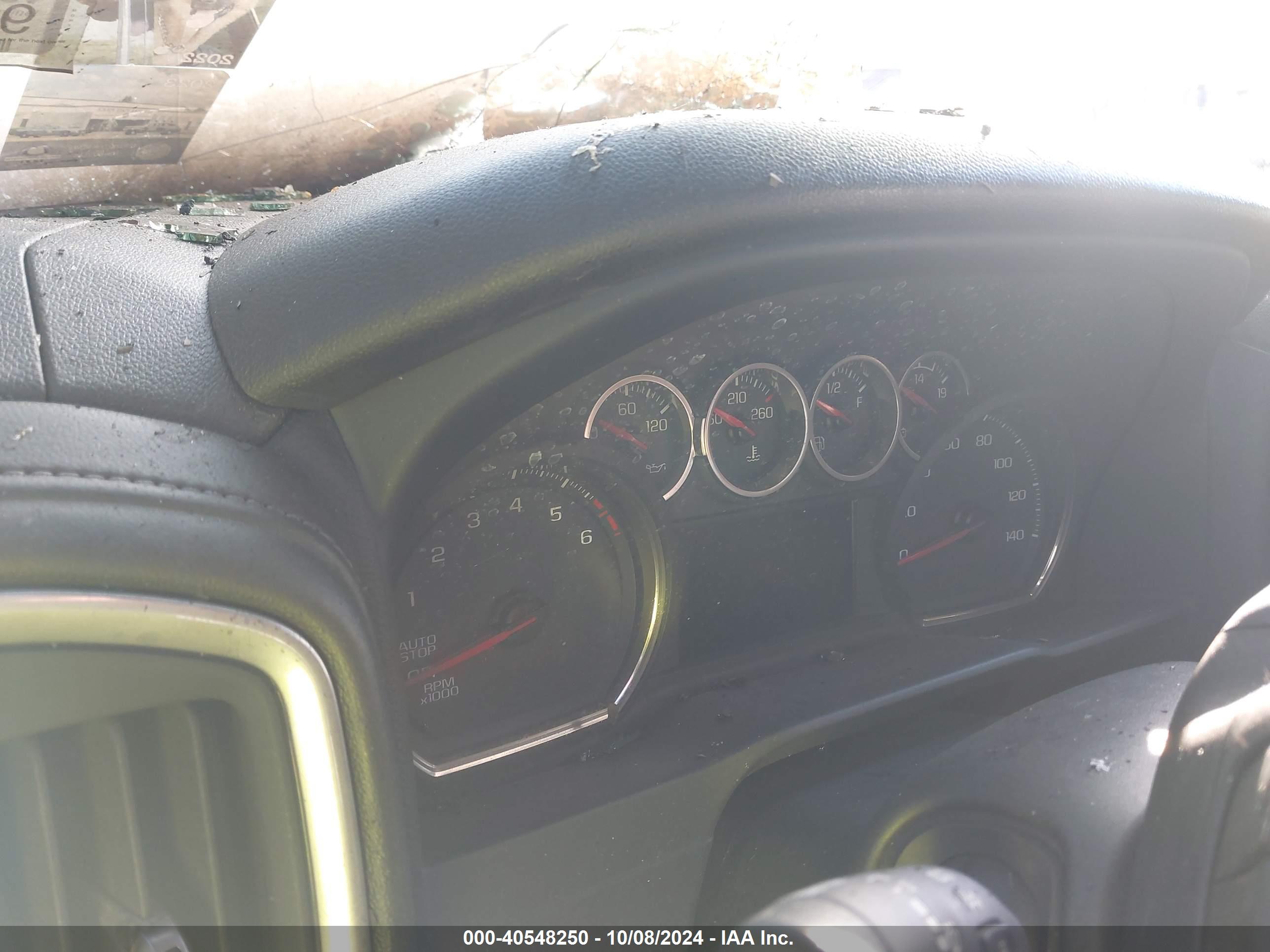 CHEVROLET SILVERADO image 7