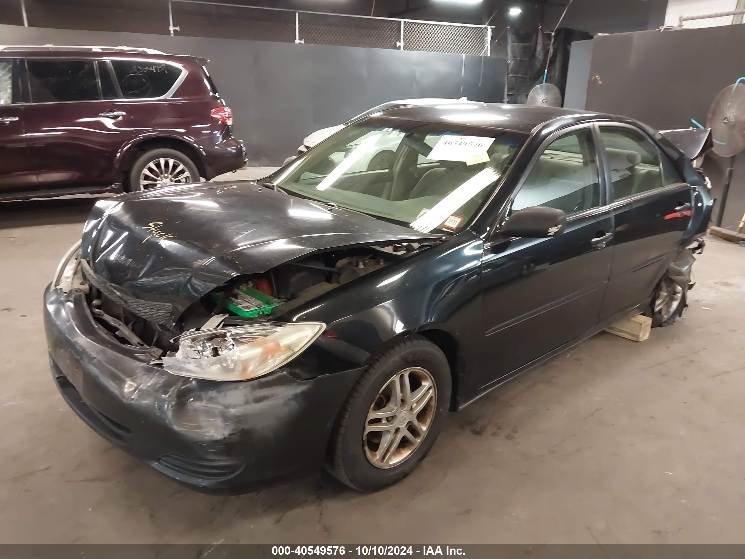 TOYOTA CAMRY image 2