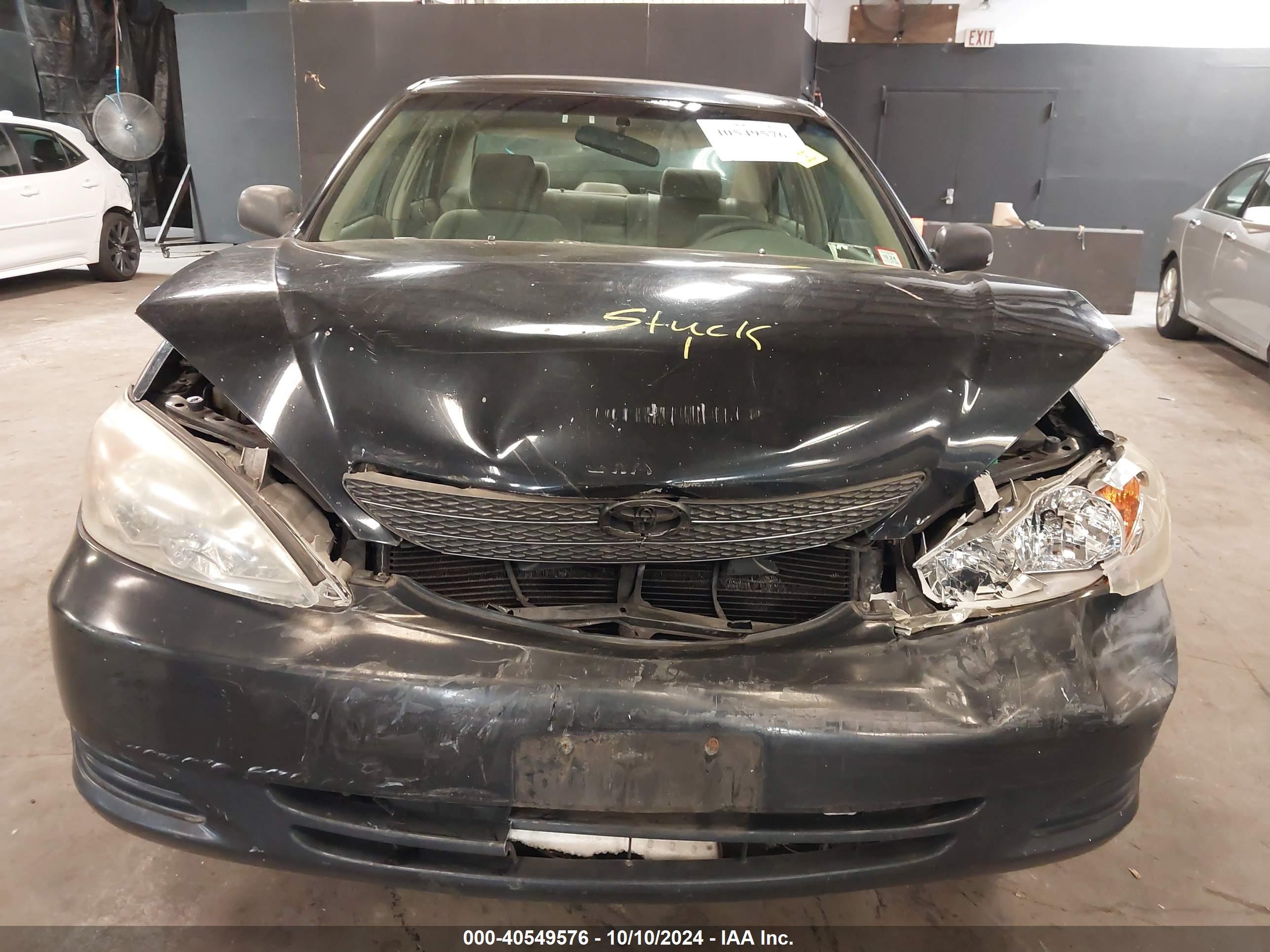 TOYOTA CAMRY image 6