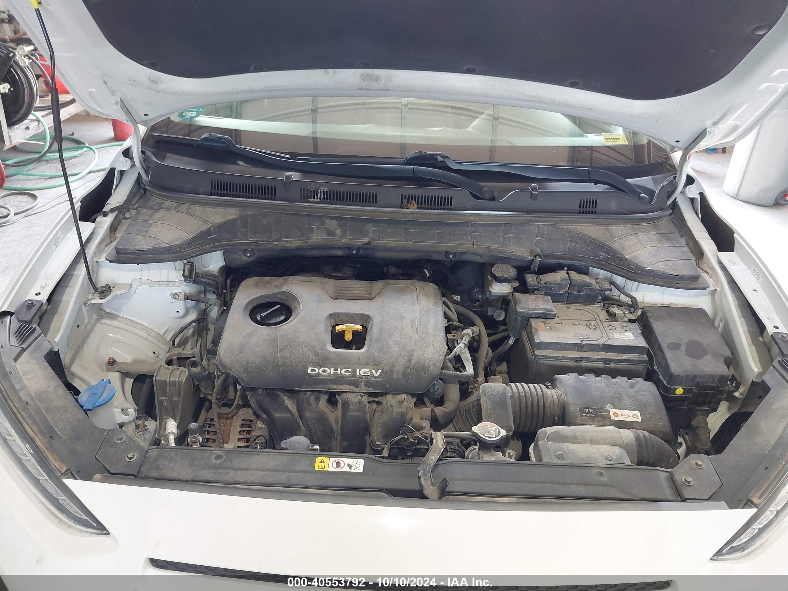 HYUNDAI KONA image 10
