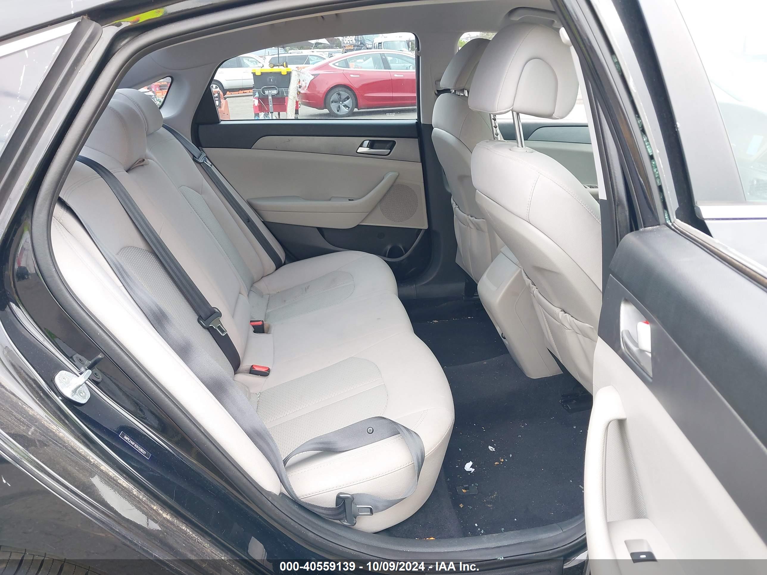 HYUNDAI SONATA image 8