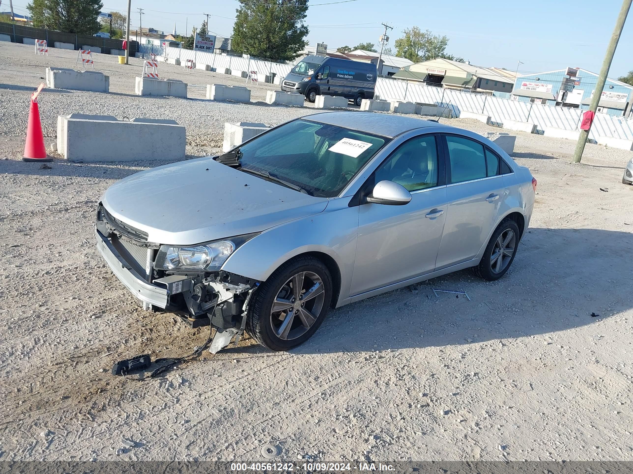CHEVROLET CRUZE image 2