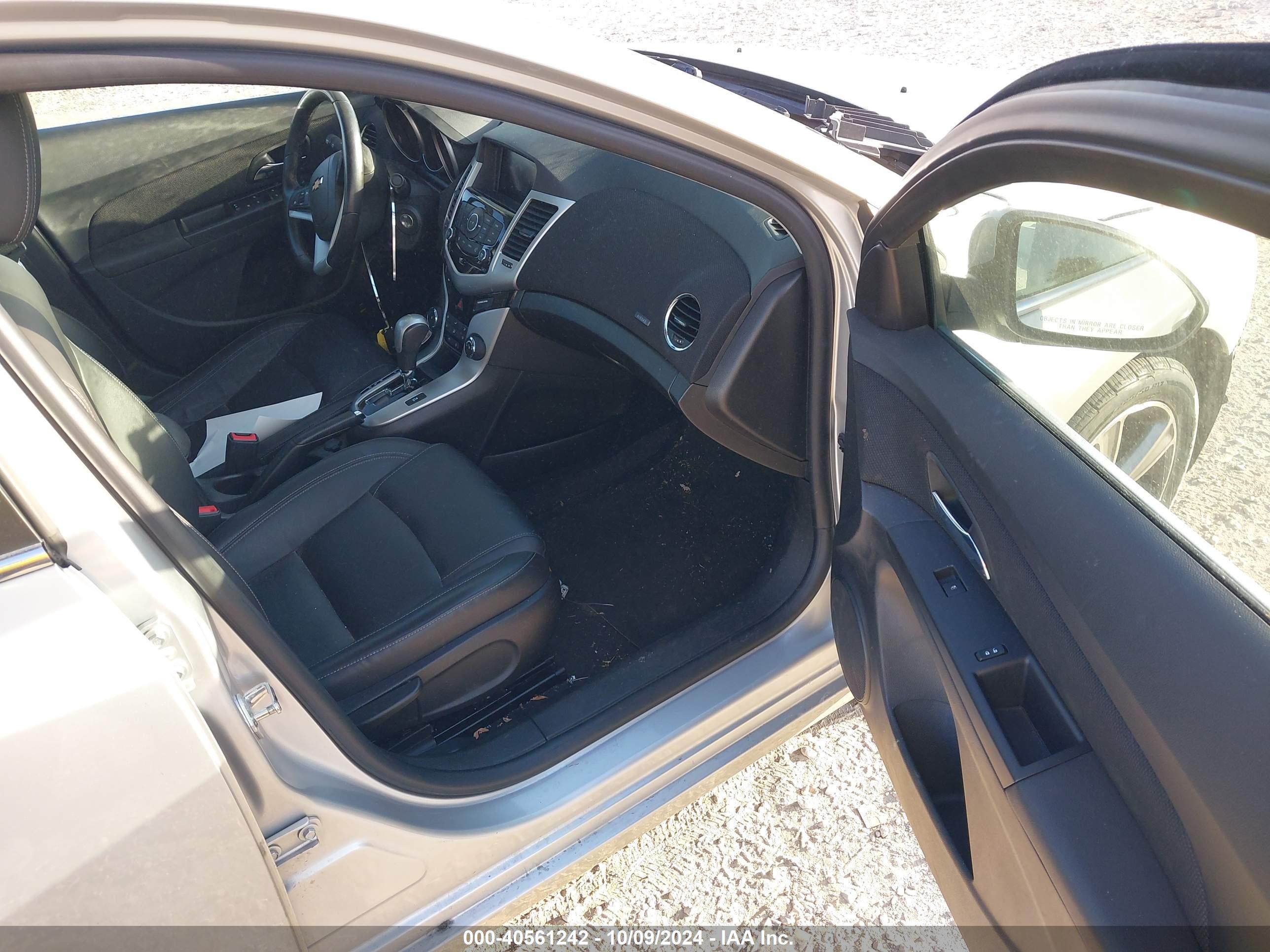 CHEVROLET CRUZE image 5