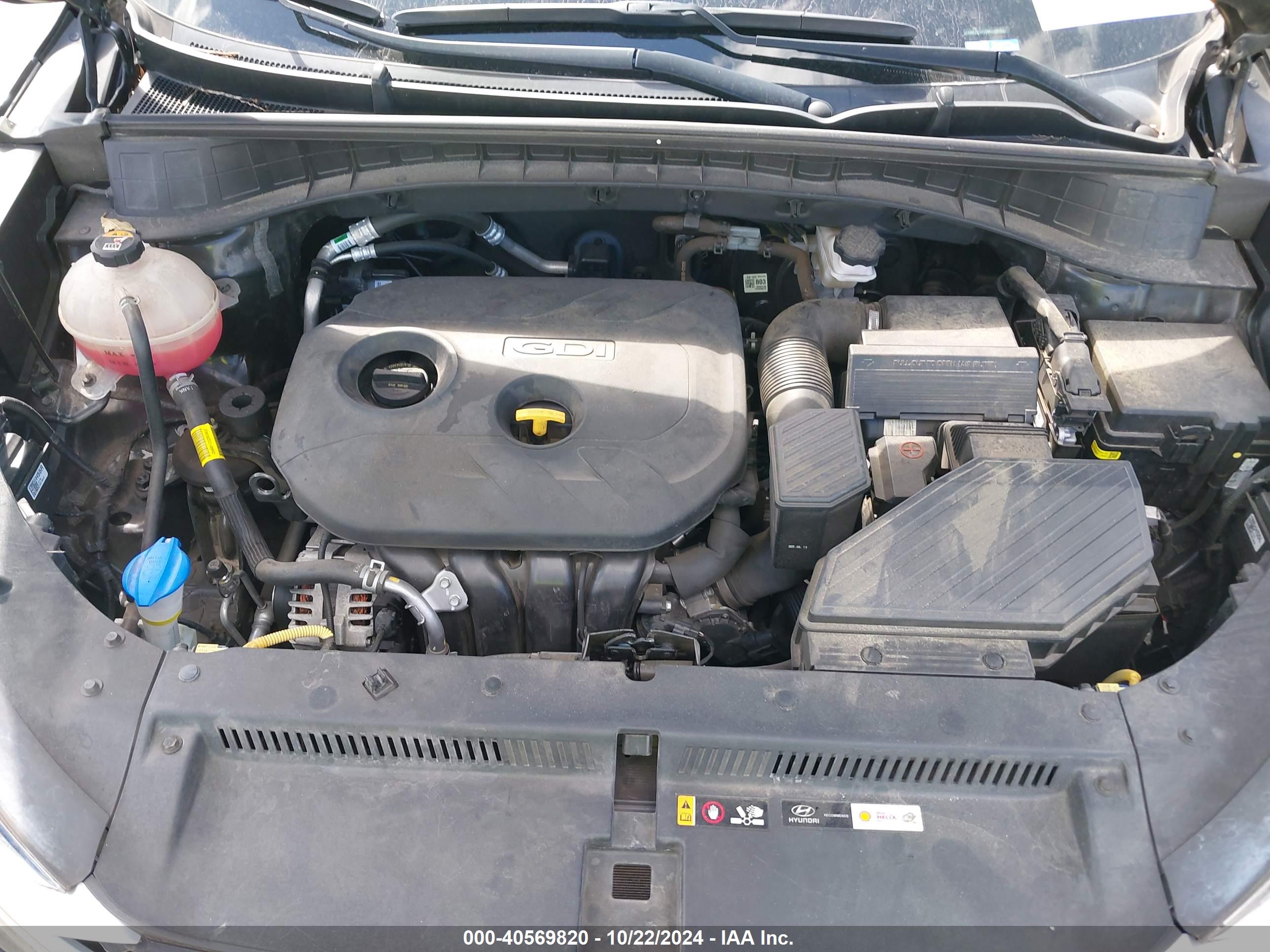 HYUNDAI TUCSON image 10