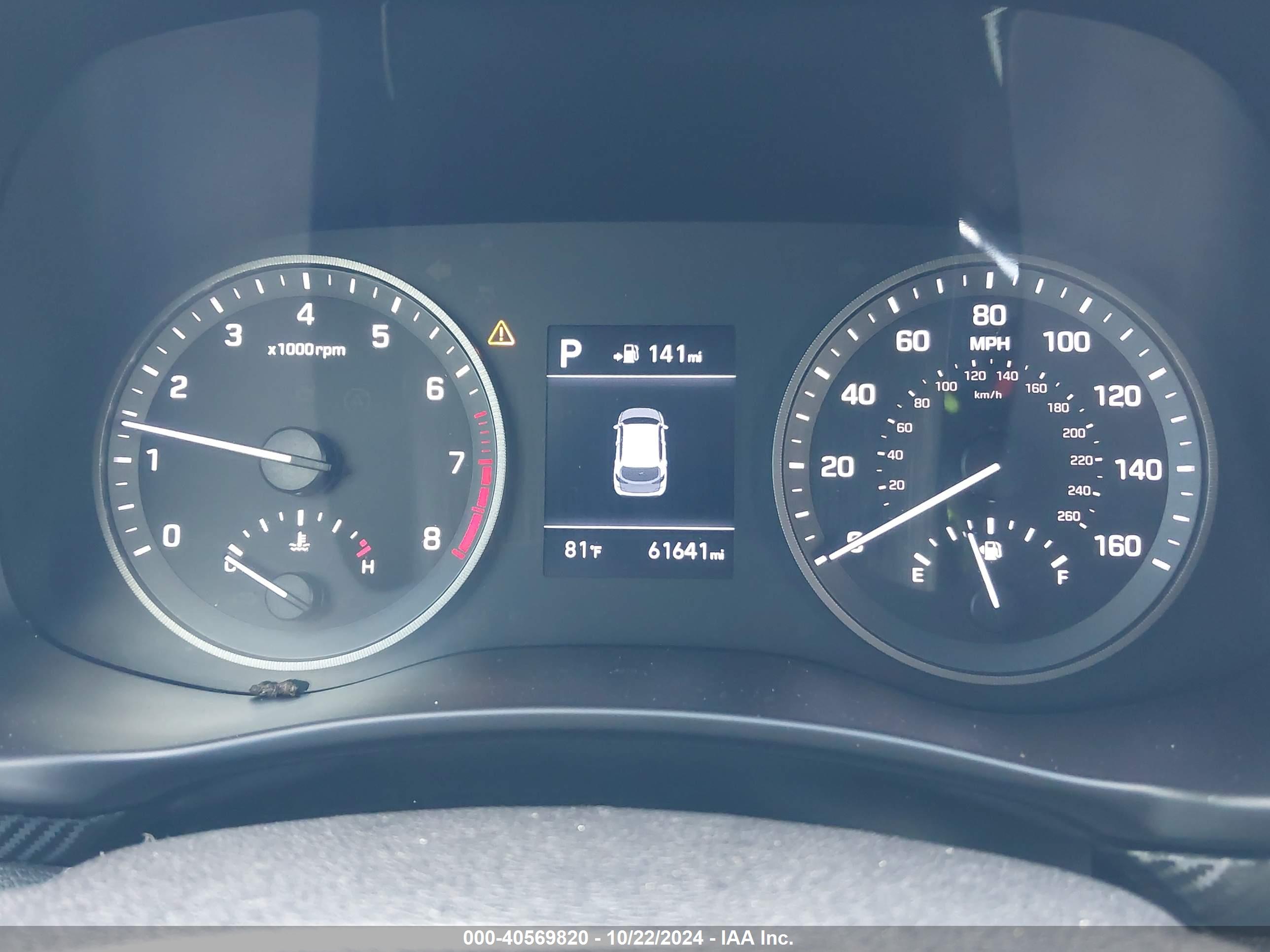 HYUNDAI TUCSON image 7