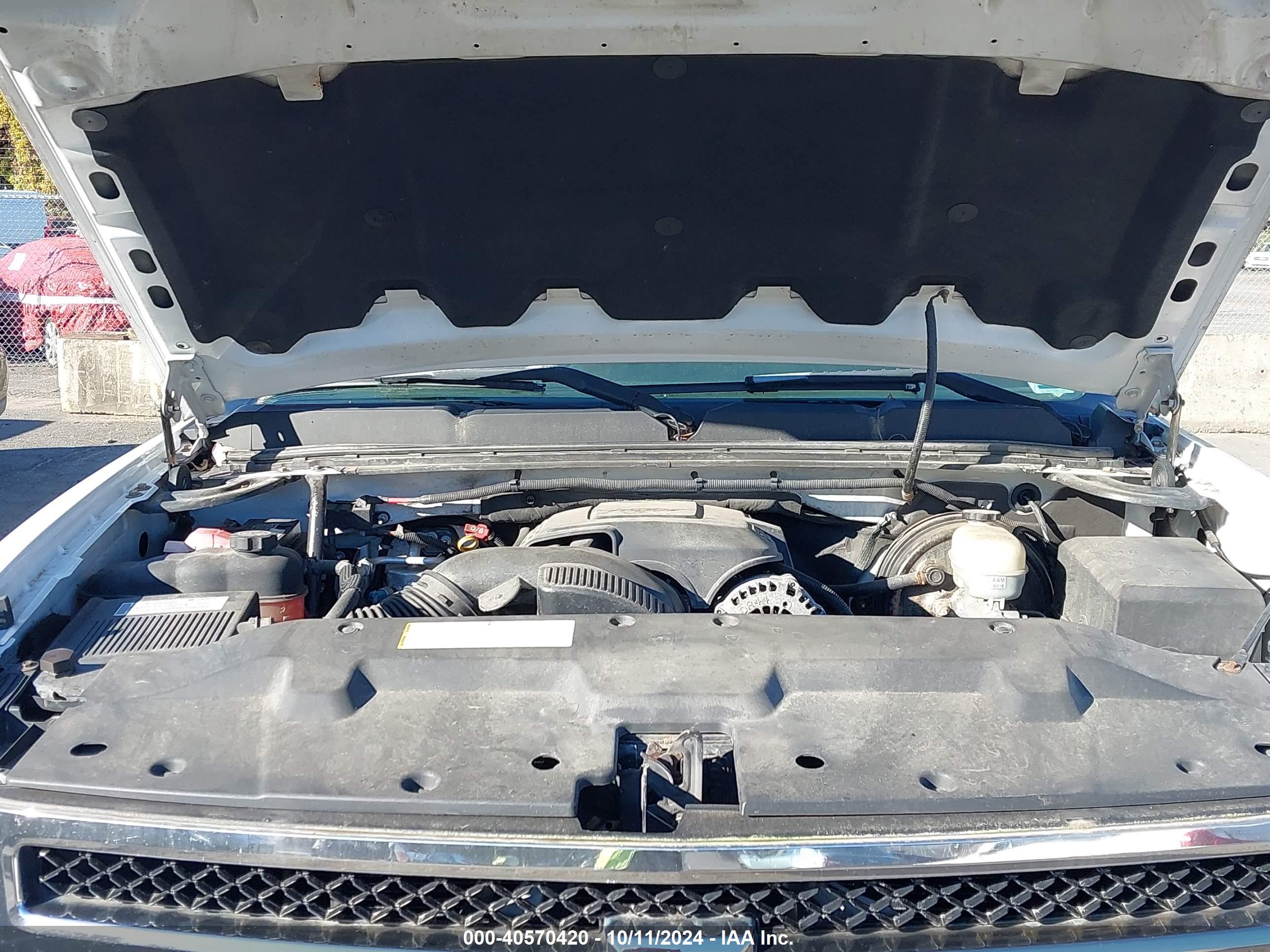 CHEVROLET SILVERADO image 10