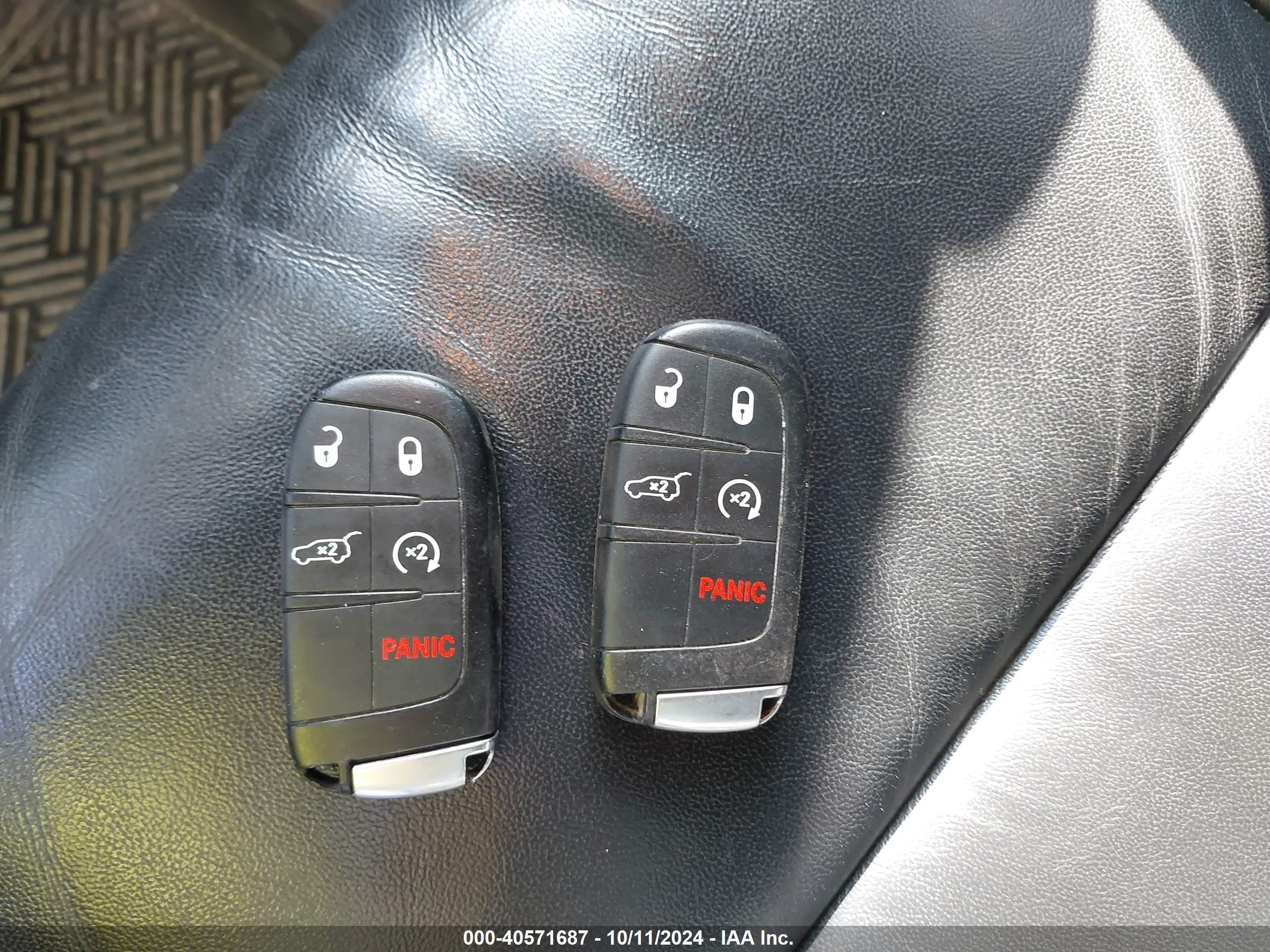 JEEP GRAND image 11