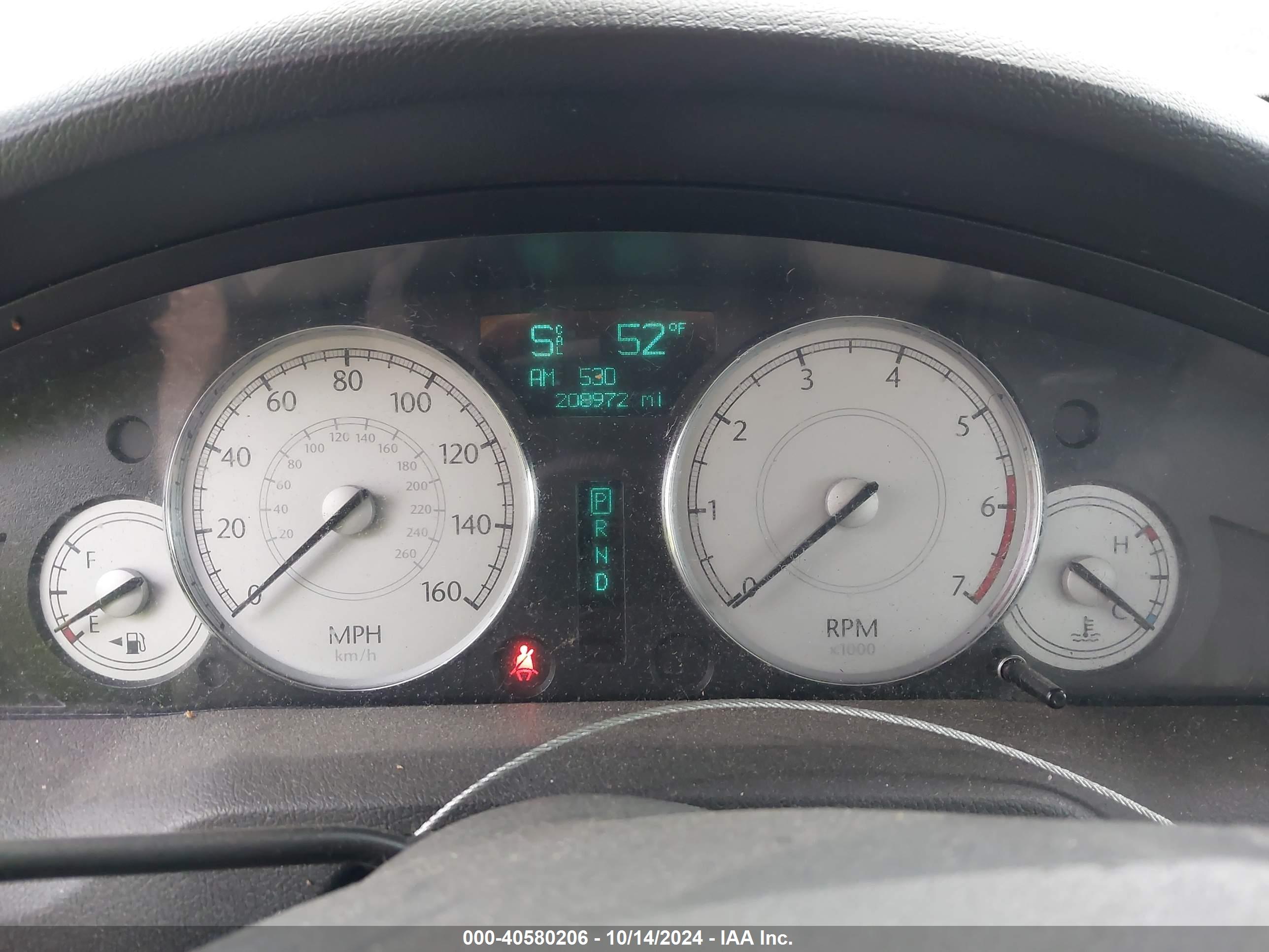 CHRYSLER 300C image 7
