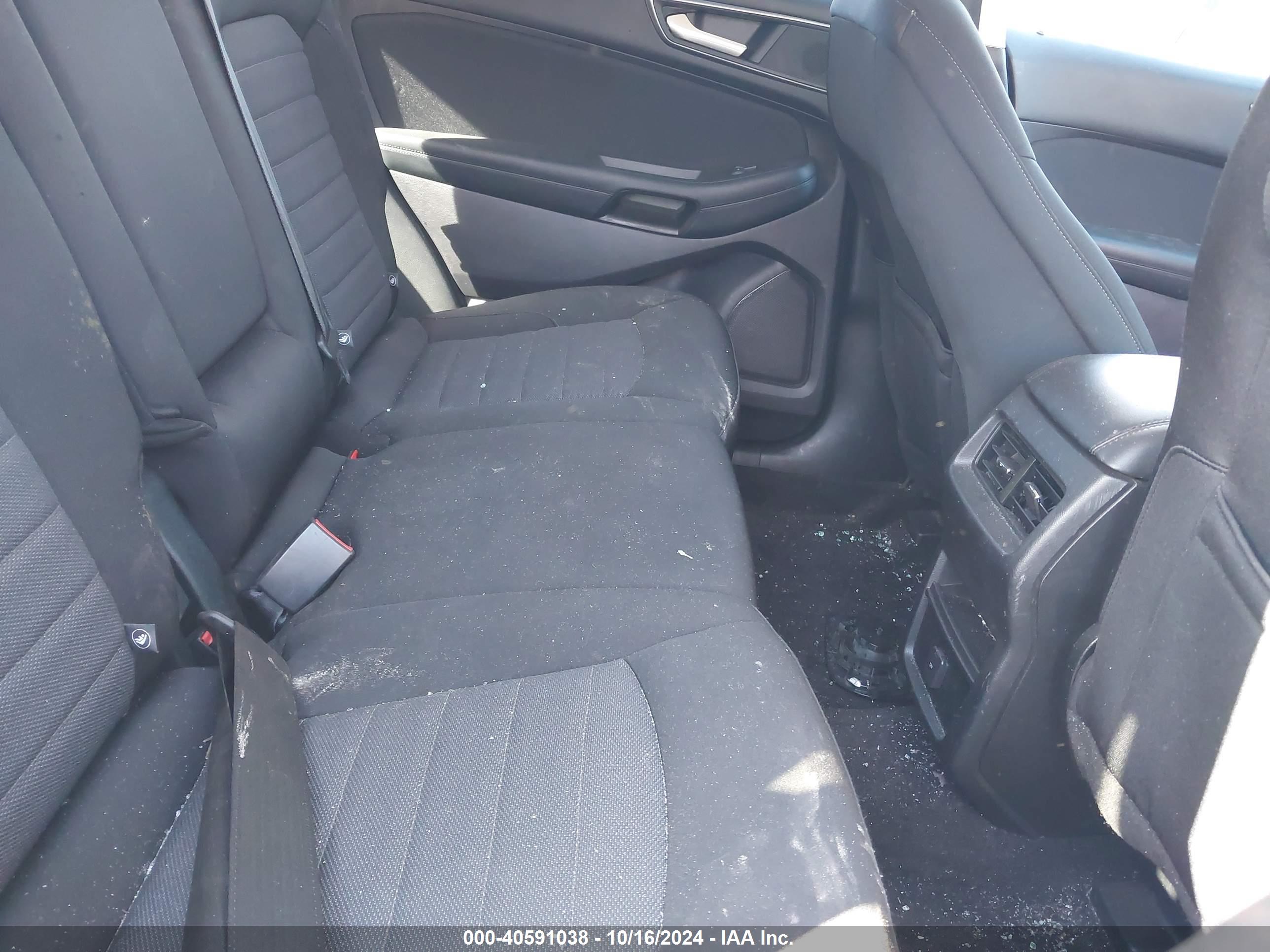FORD EDGE image 8