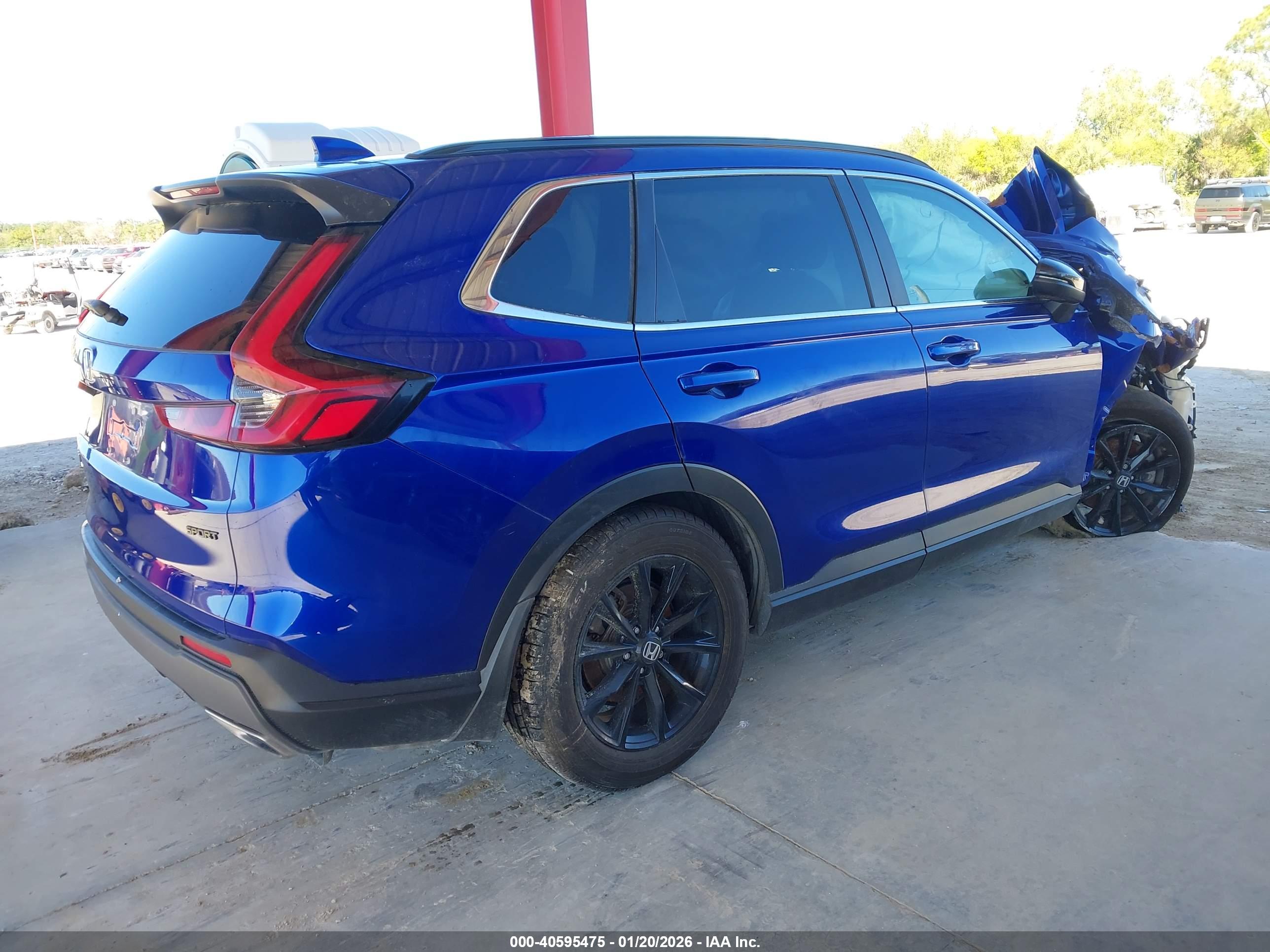 HONDA CR-V image 4