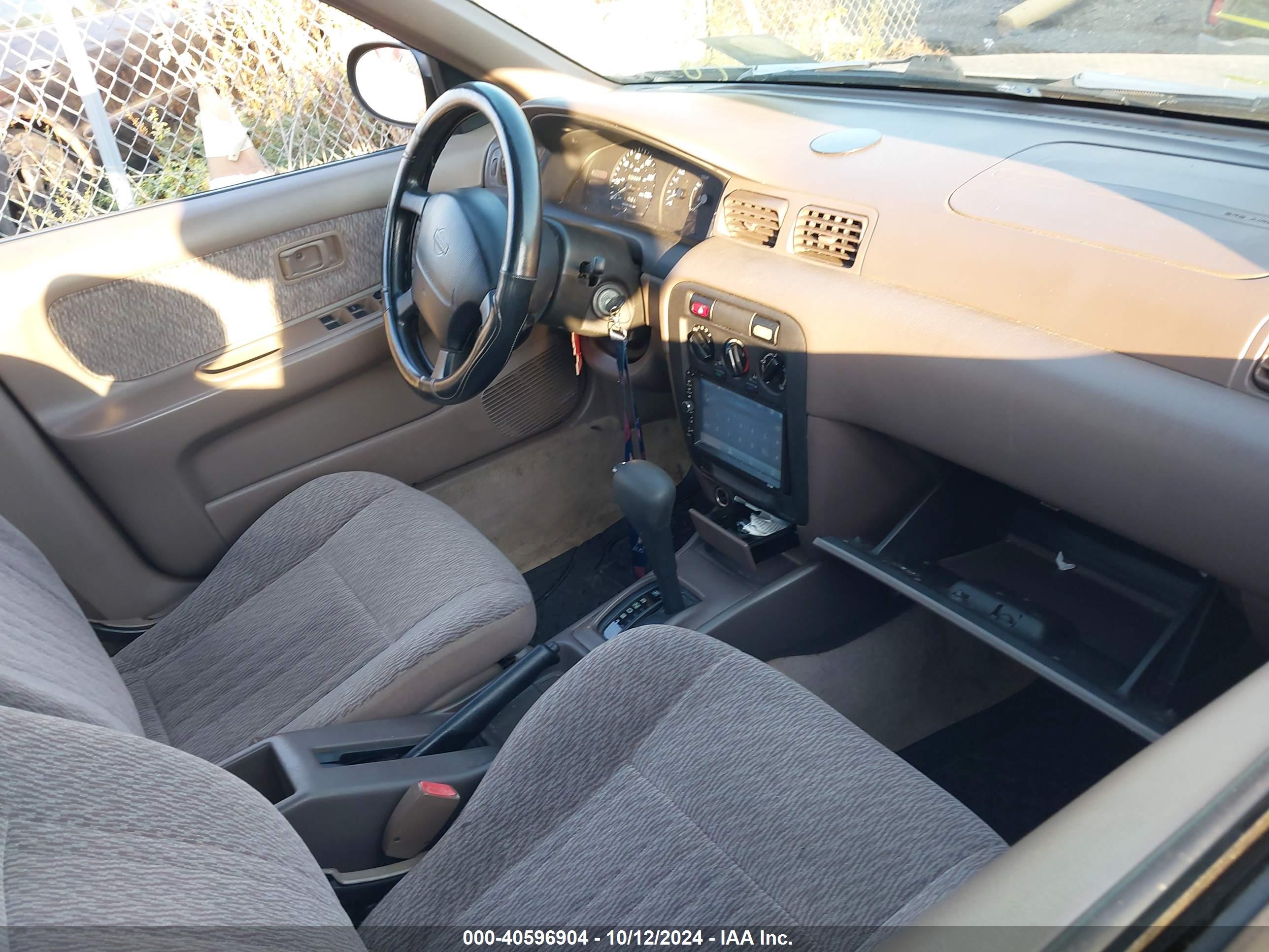 NISSAN SENTRA image 5